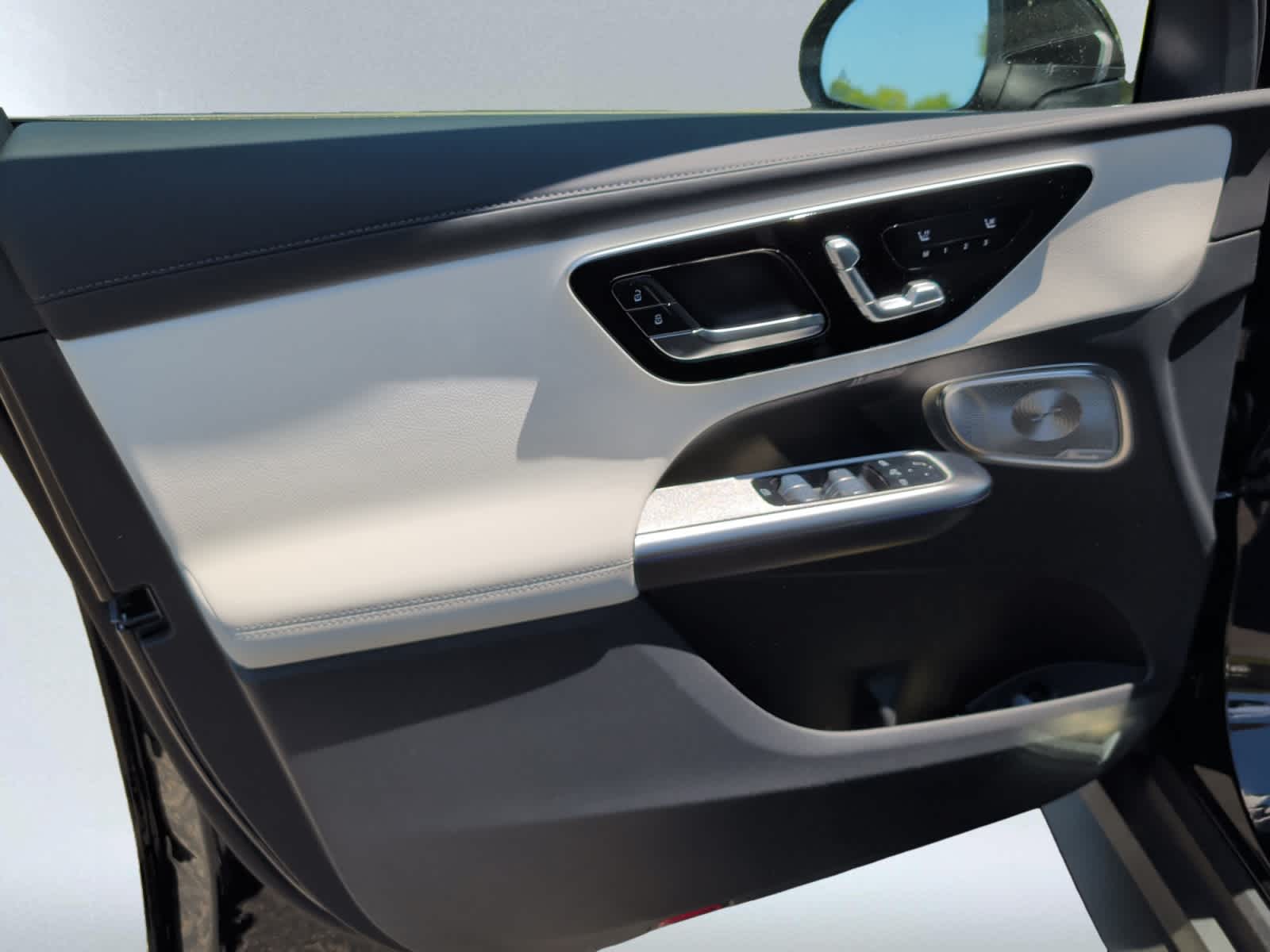 new 2026 Mercedes-Benz GLC 300 car