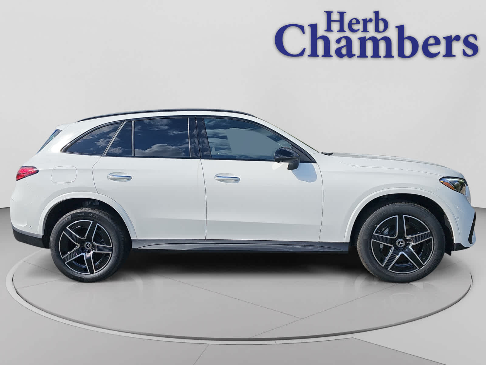 new 2026 Mercedes-Benz GLC 300 car