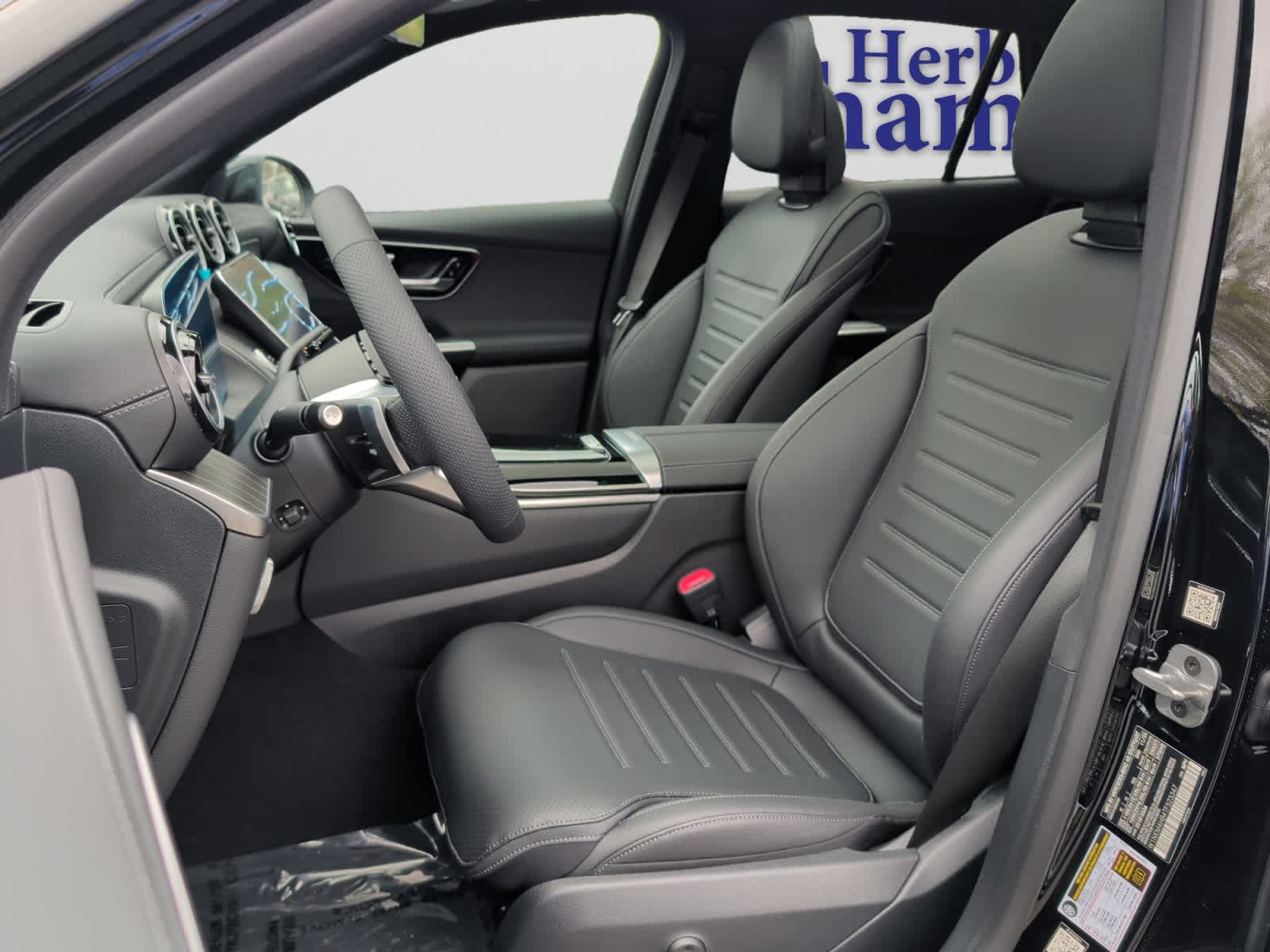 new 2026 Mercedes-Benz GLC 300 car