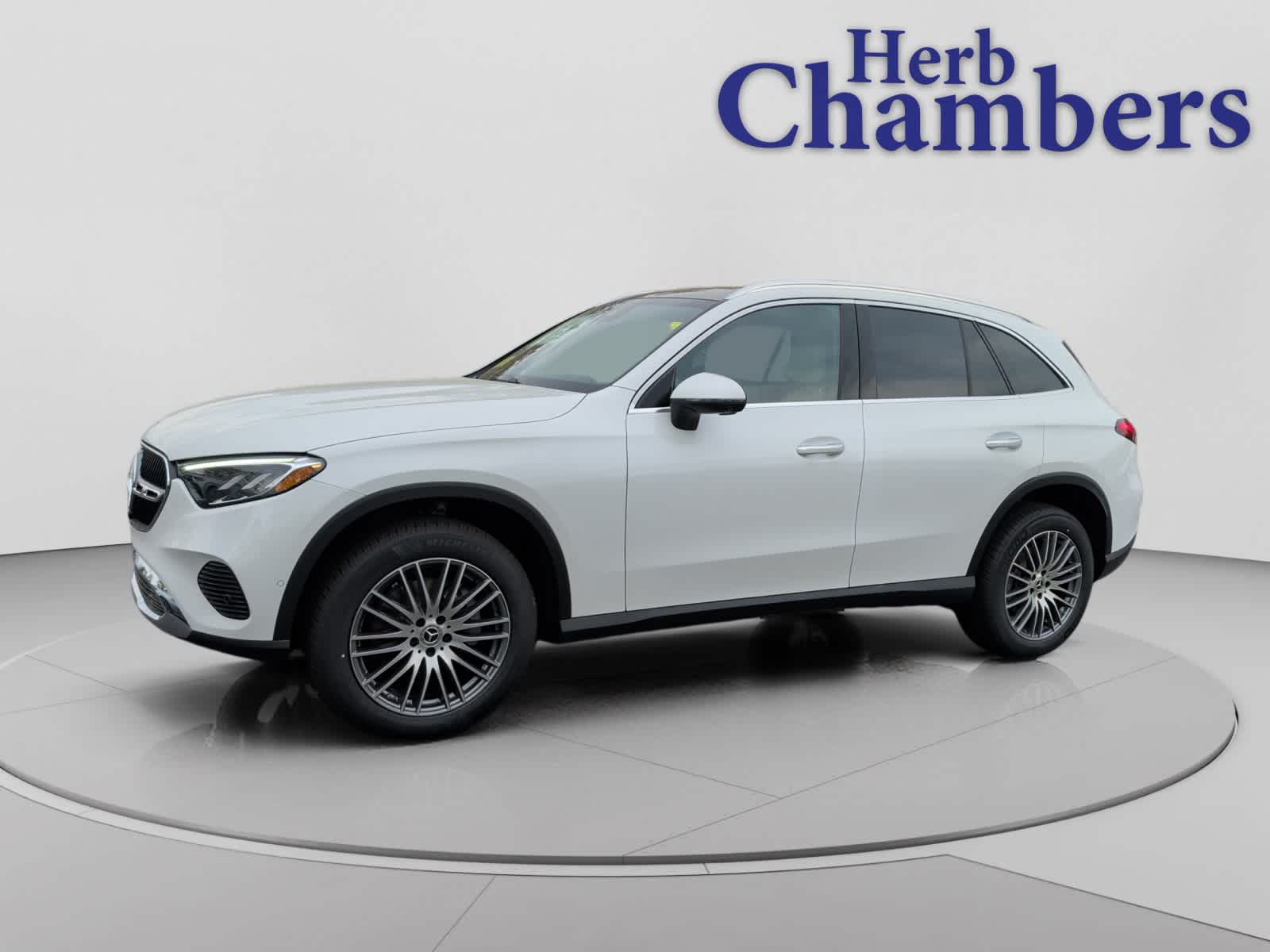 new 2026 Mercedes-Benz GLC 300 car