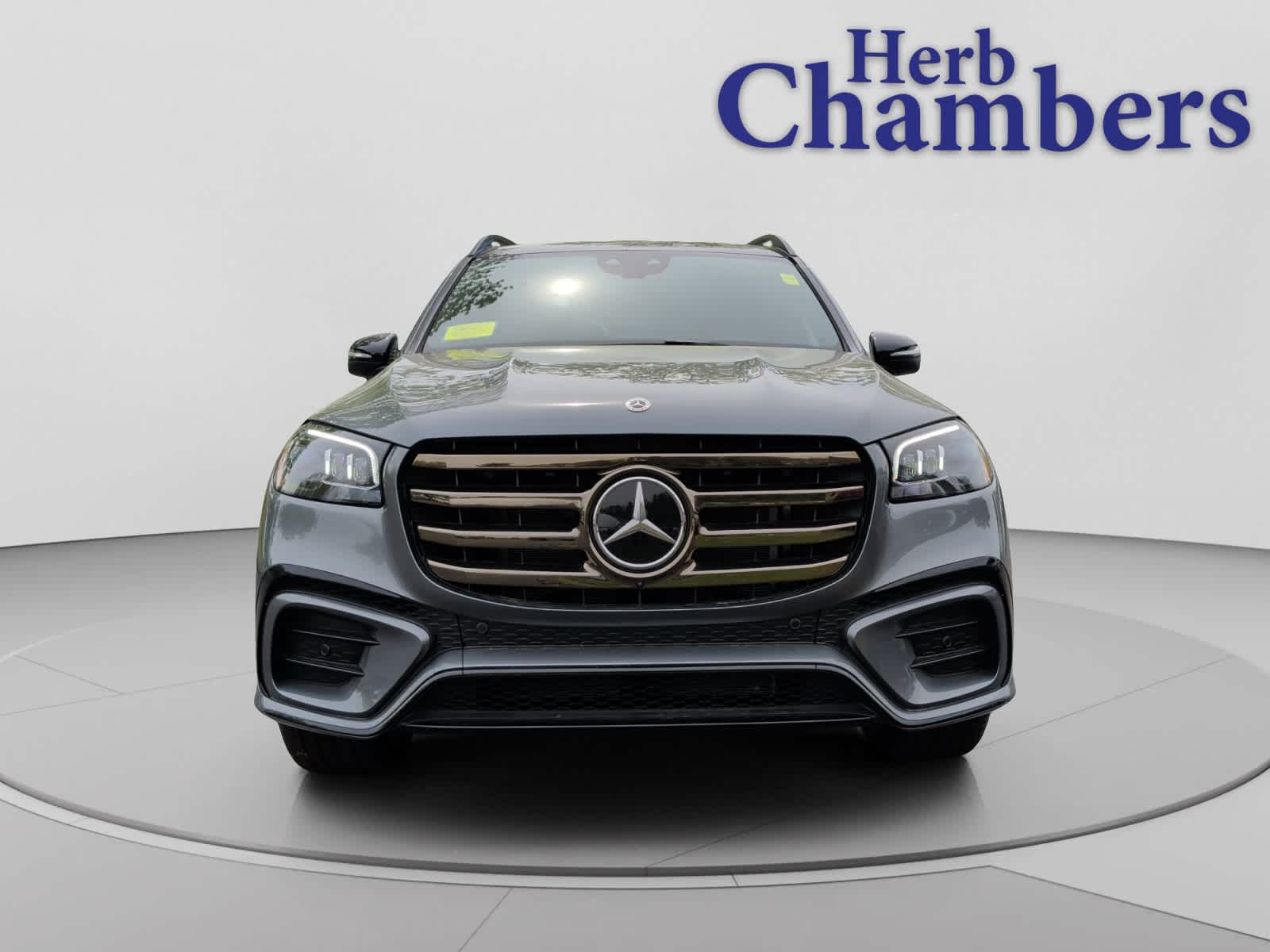 new 2026 Mercedes-Benz GLS 450 car