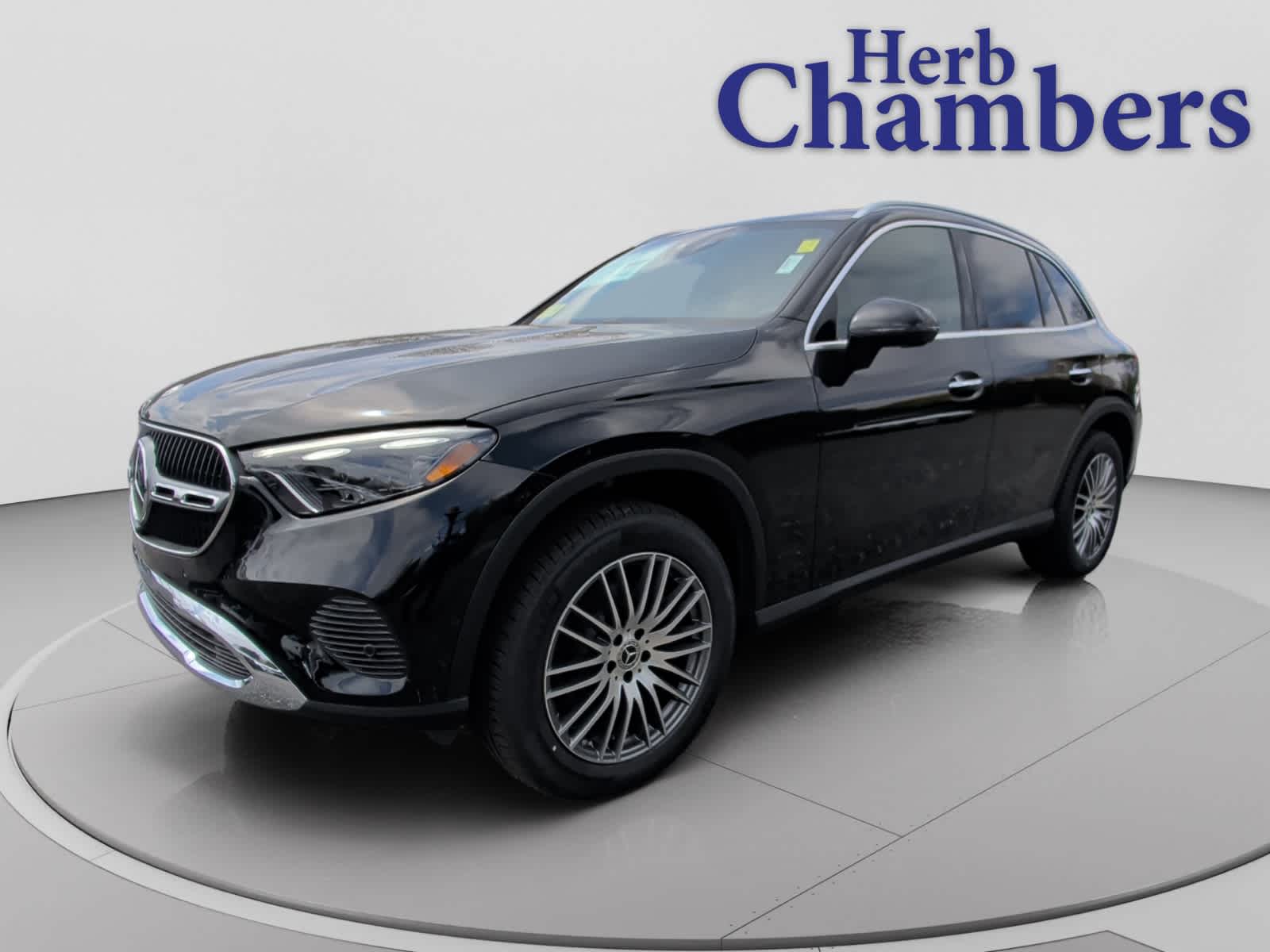 new 2026 Mercedes-Benz GLC 300 car