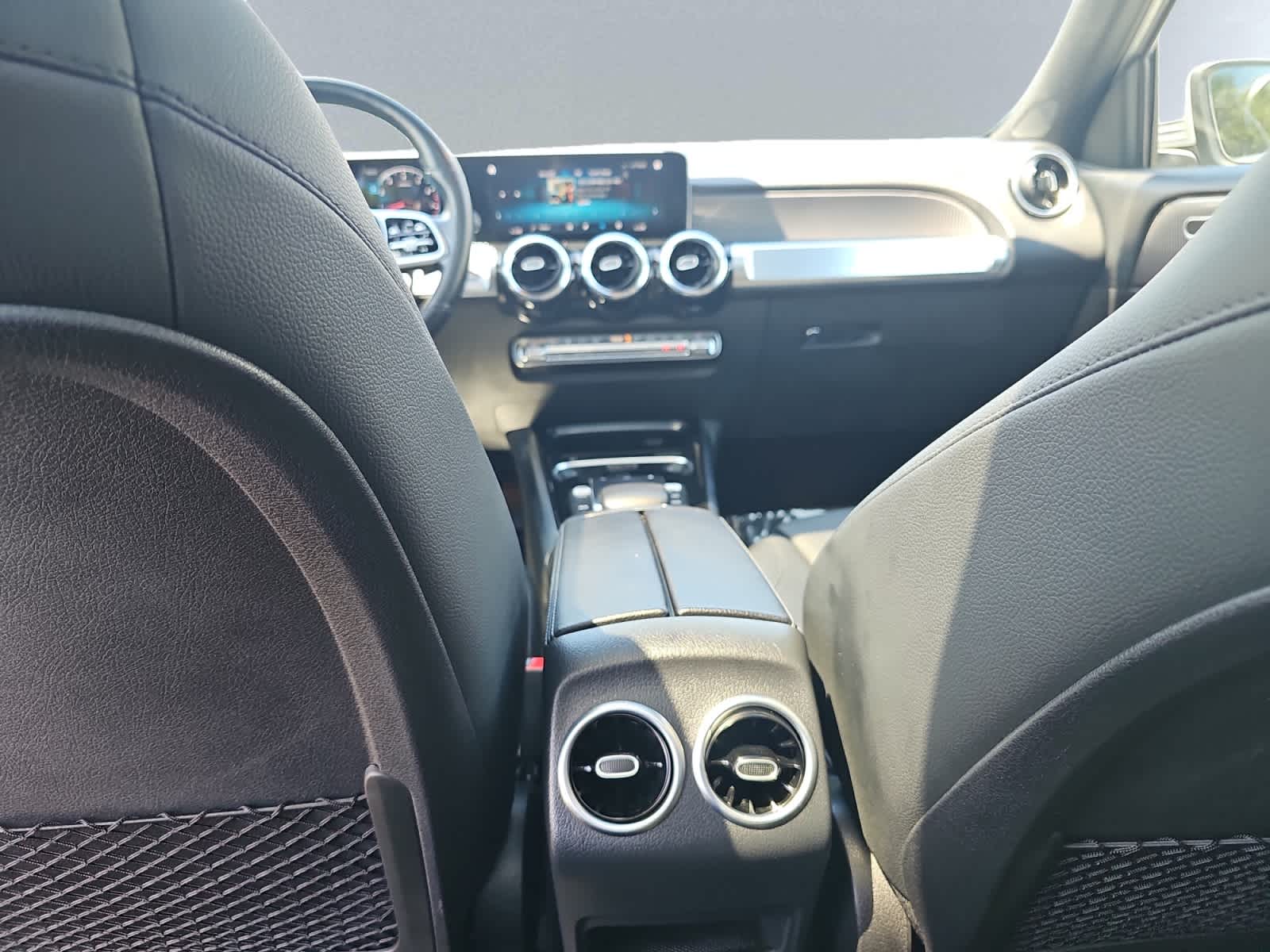 used 2021 Mercedes-Benz GLB 250 car, priced at $25,498