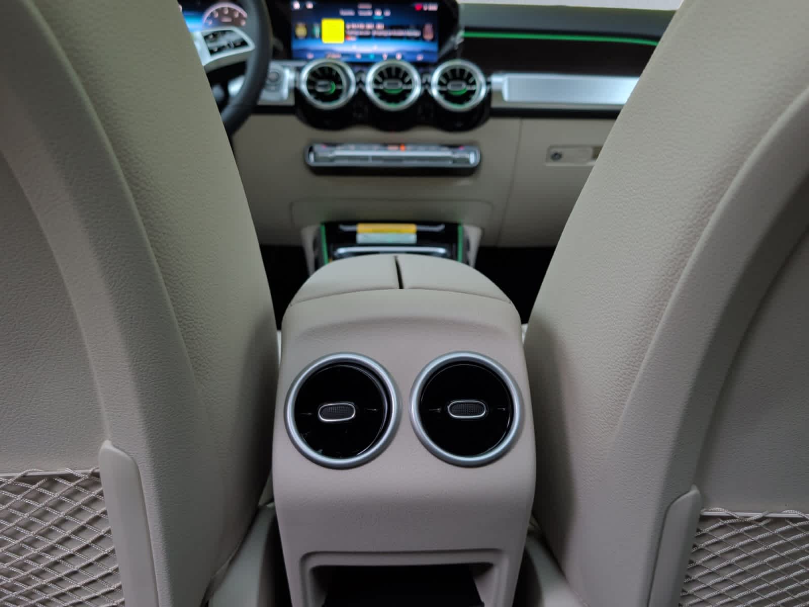 new 2026 Mercedes-Benz GLB 250 car