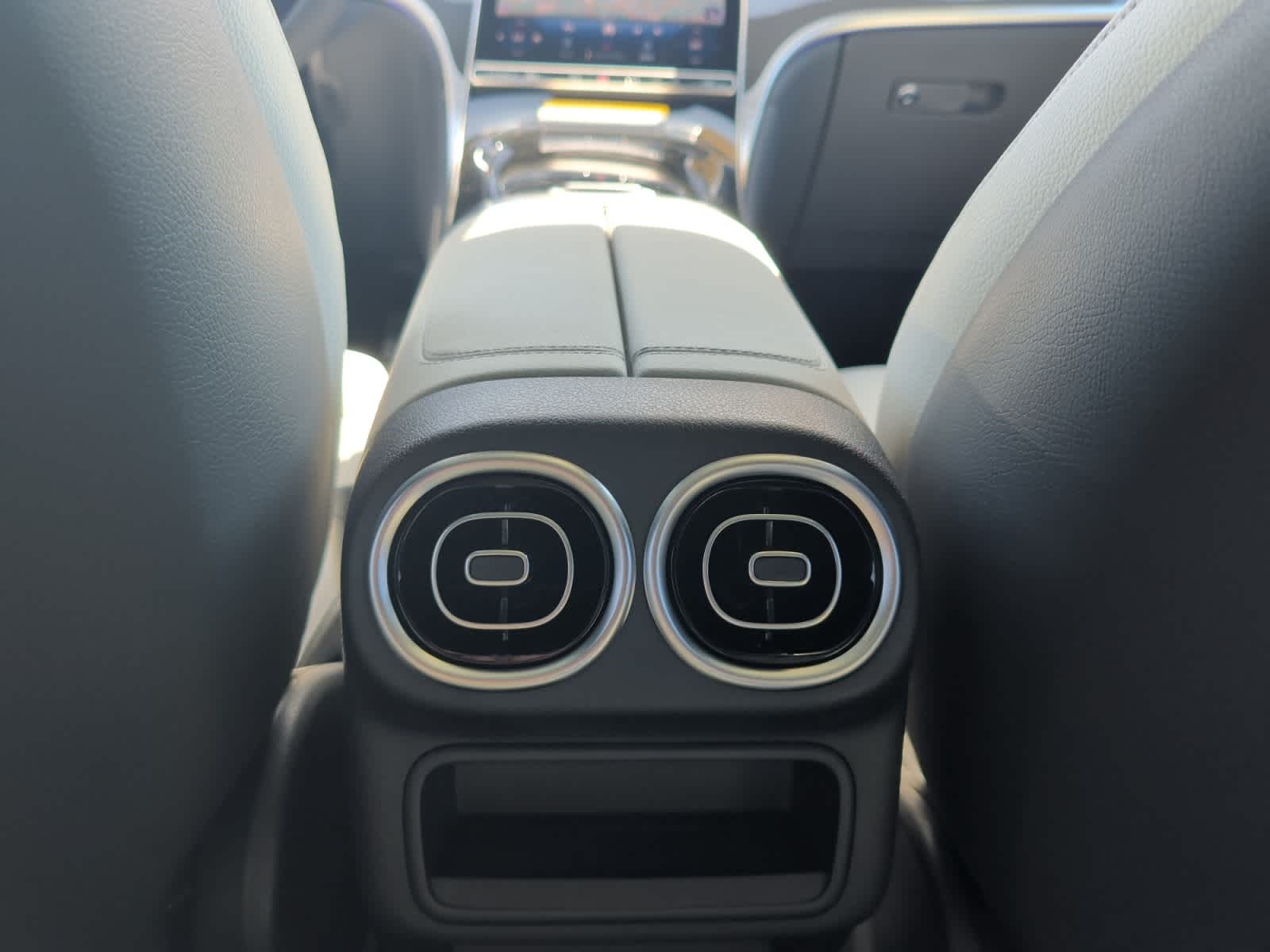 new 2026 Mercedes-Benz GLC 300 car