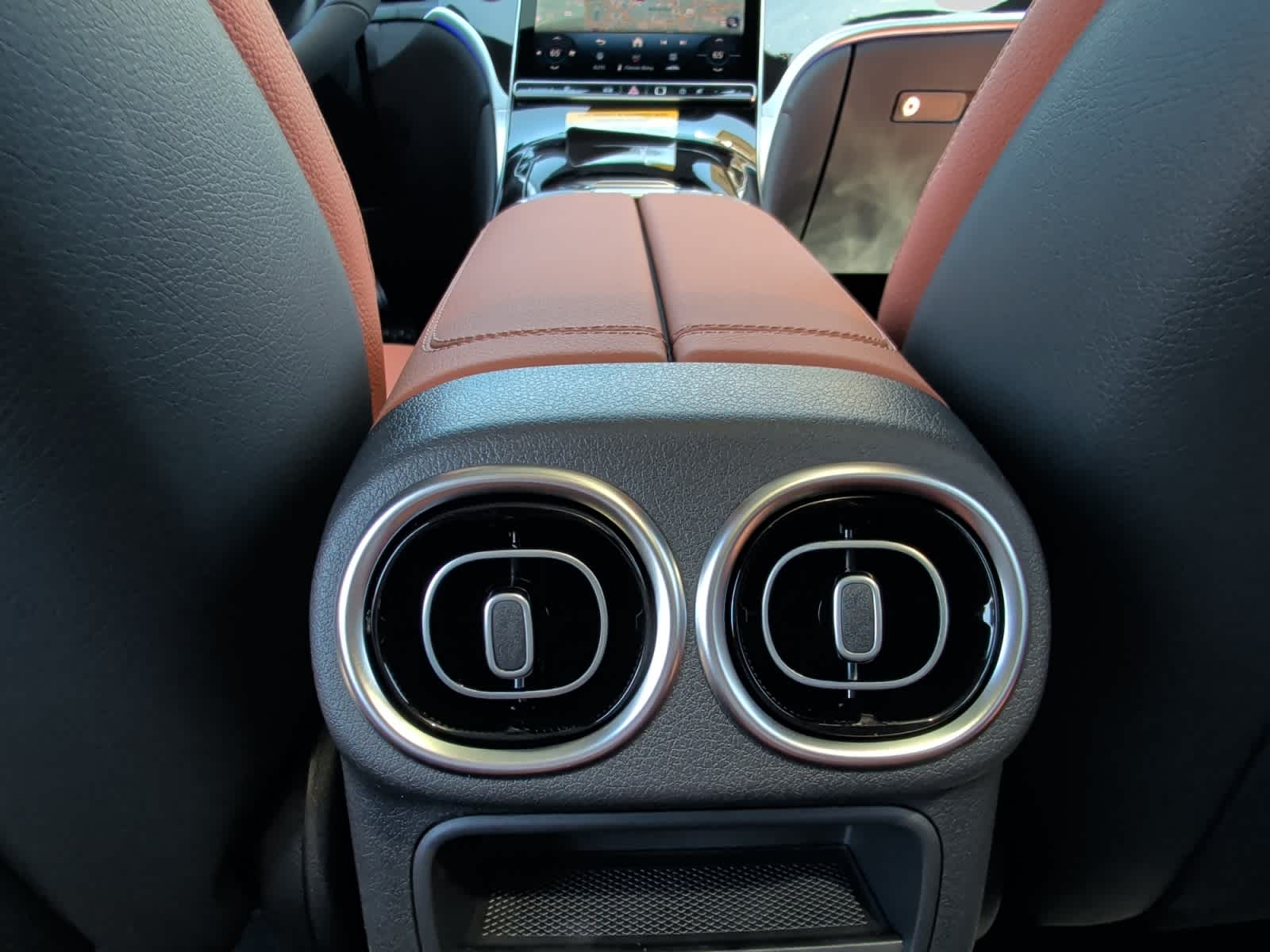 new 2026 Mercedes-Benz GLC 300 car