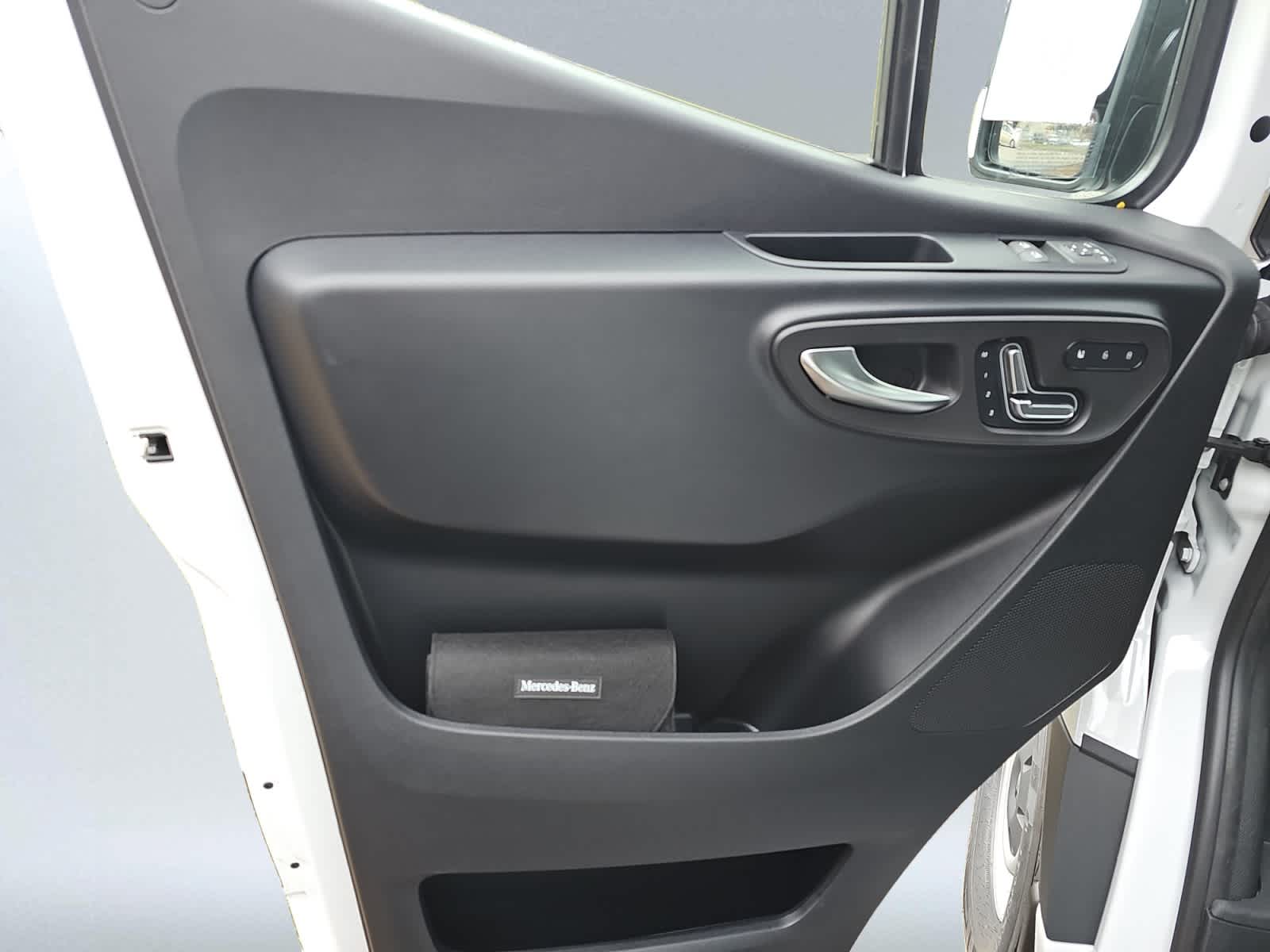 new 2025 Mercedes-Benz Sprinter 2500 car