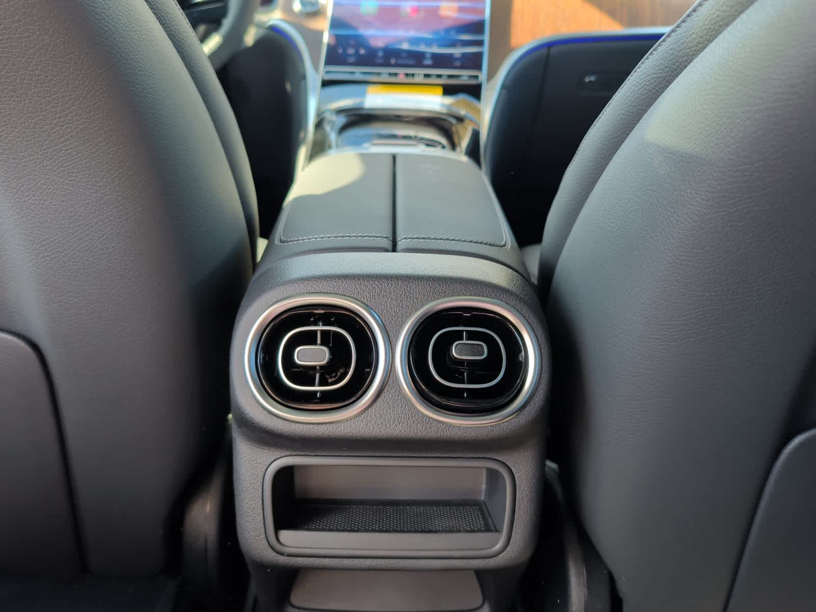 new 2026 Mercedes-Benz GLC 300 car