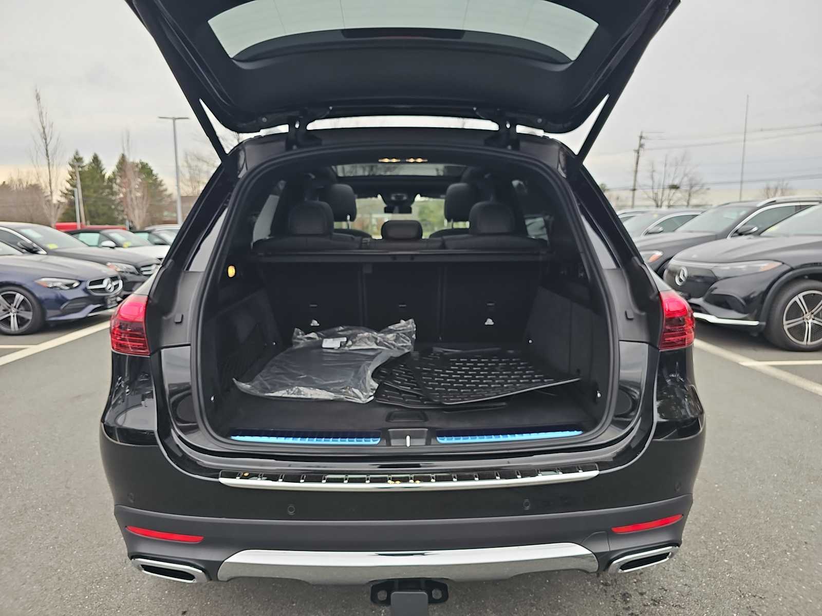 used 2026 Mercedes-Benz GLE 350 car, priced at $60,898