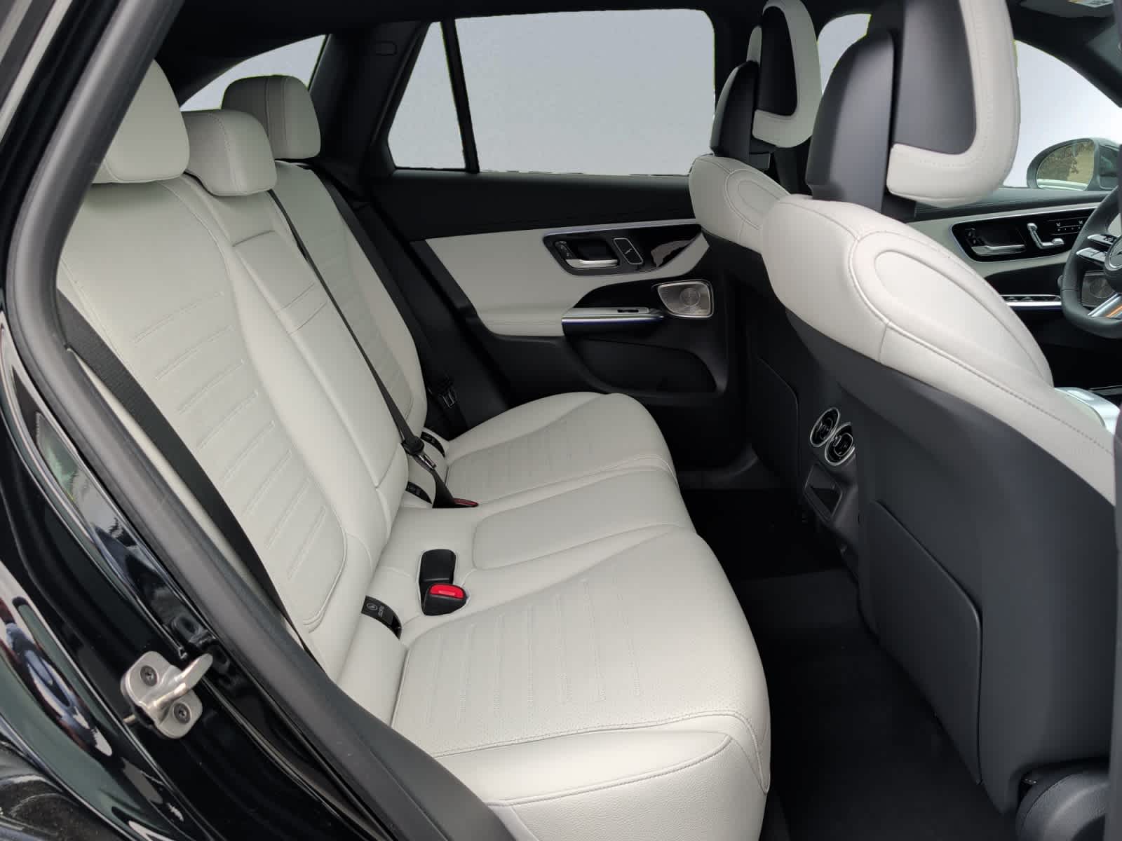 new 2026 Mercedes-Benz GLC 300 car