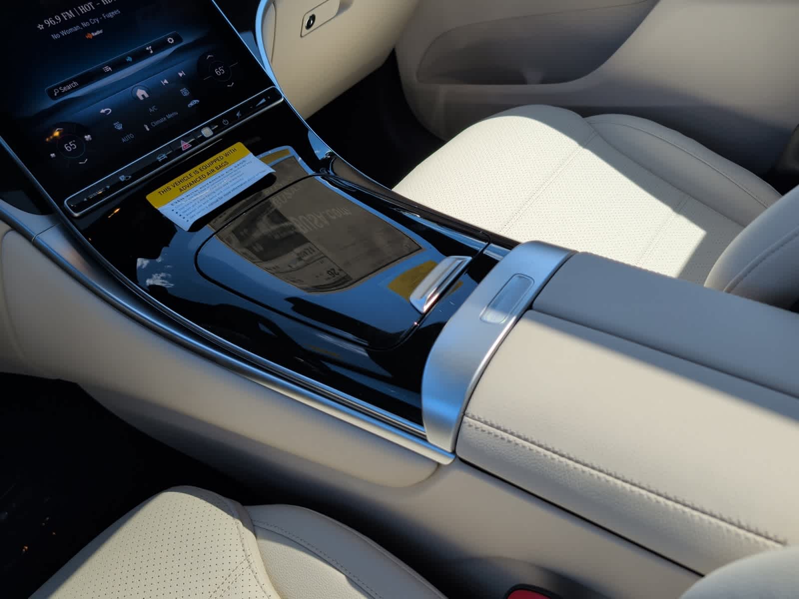 new 2026 Mercedes-Benz GLC 300 car