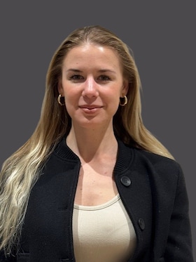 Staff member Anna Pinkhasov from ID_b12402