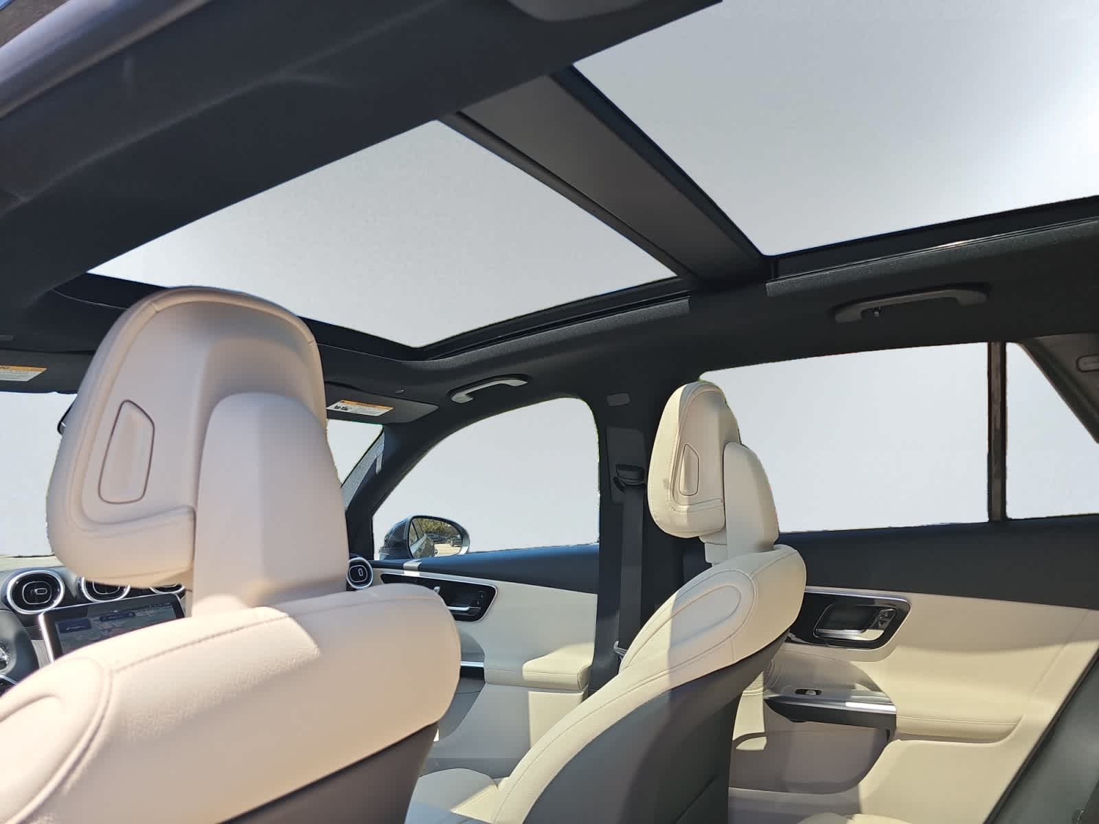 new 2026 Mercedes-Benz GLC 300 car