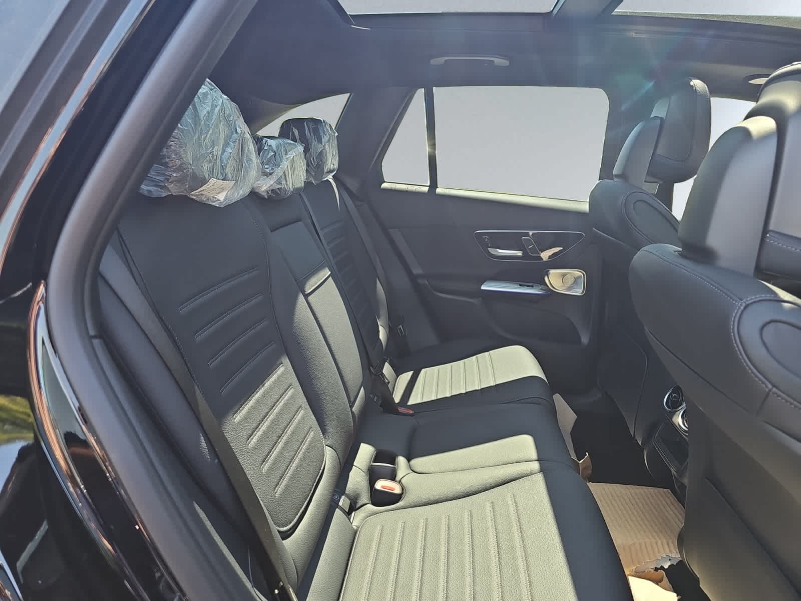 new 2026 Mercedes-Benz GLC 300 car