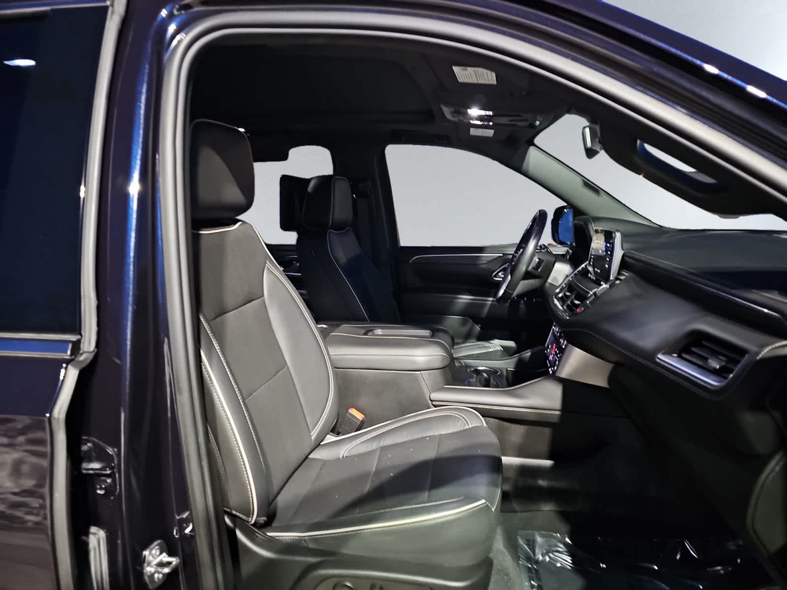 used 2021 GMC Yukon car, priced at $38,888