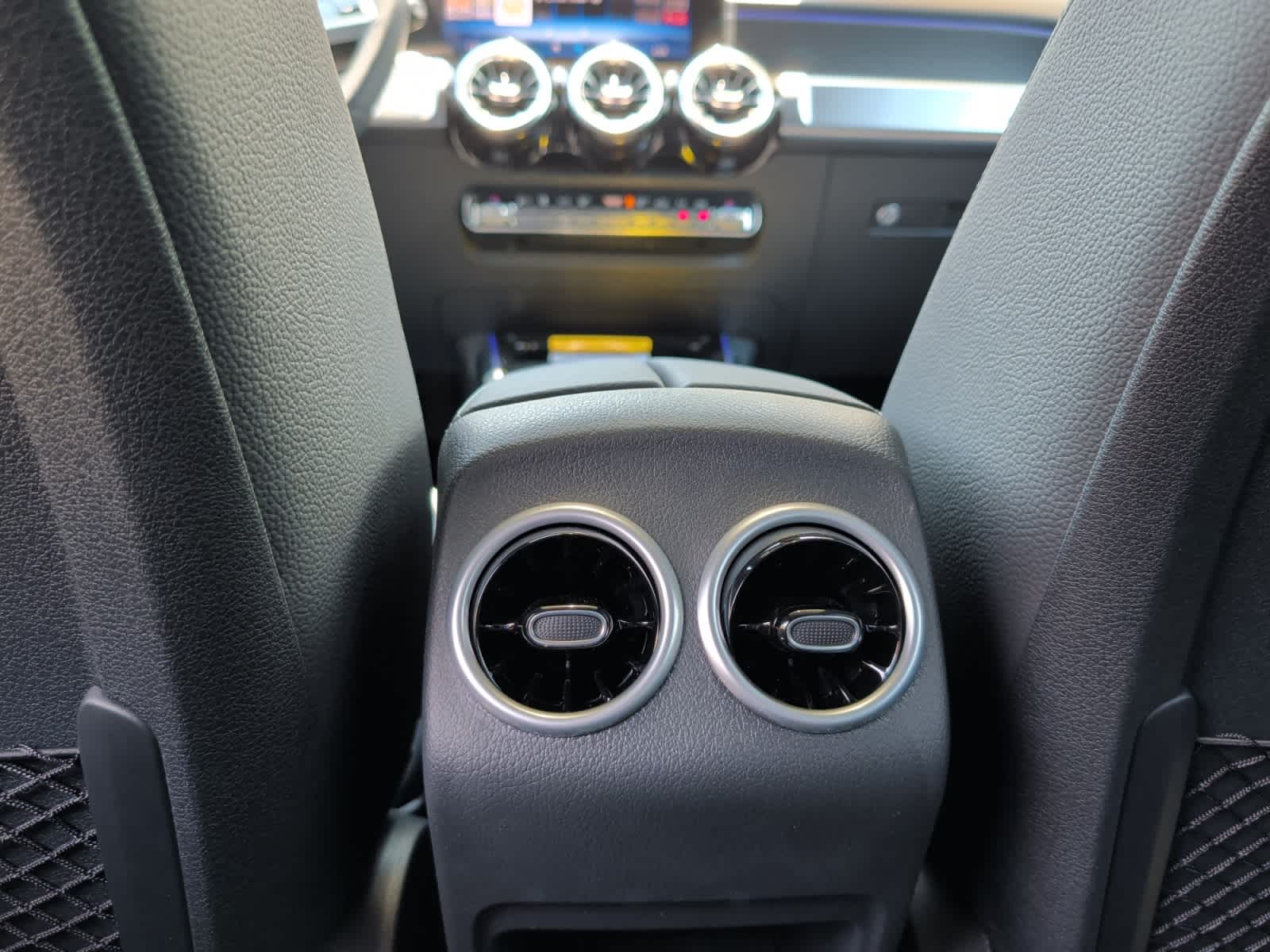 new 2026 Mercedes-Benz GLB 250 car