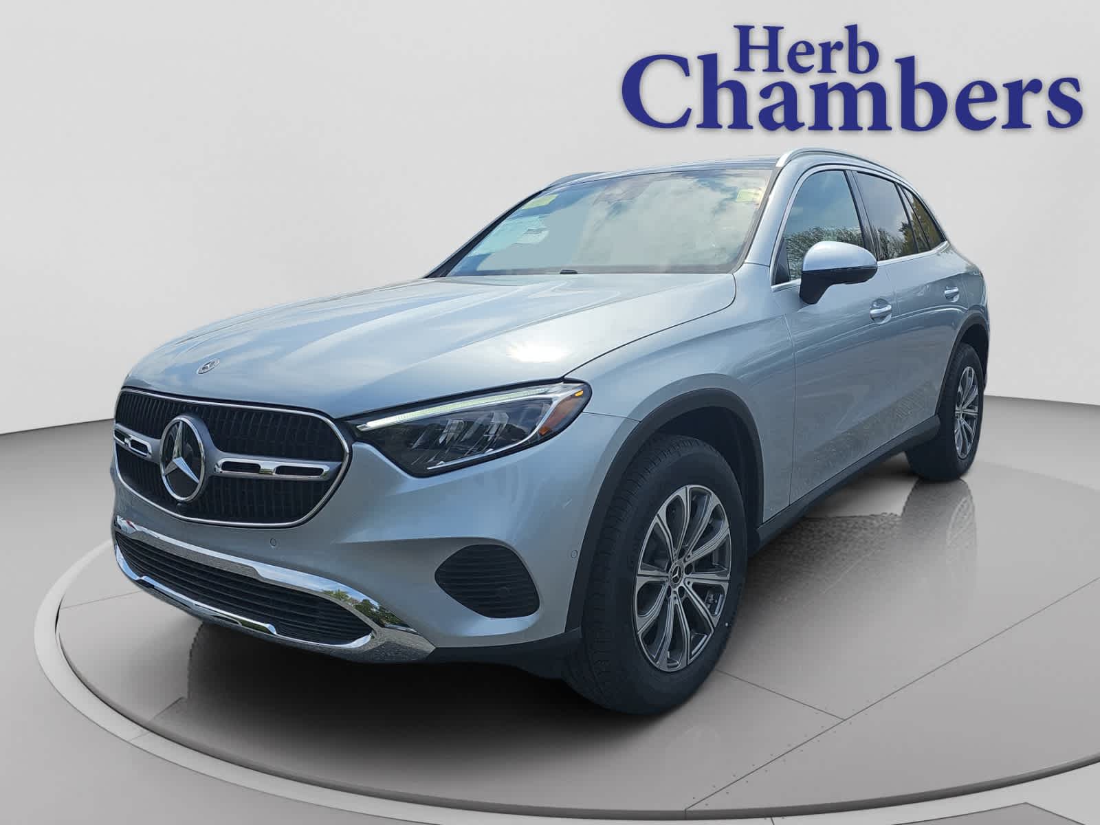 new 2026 Mercedes-Benz GLC 300 car