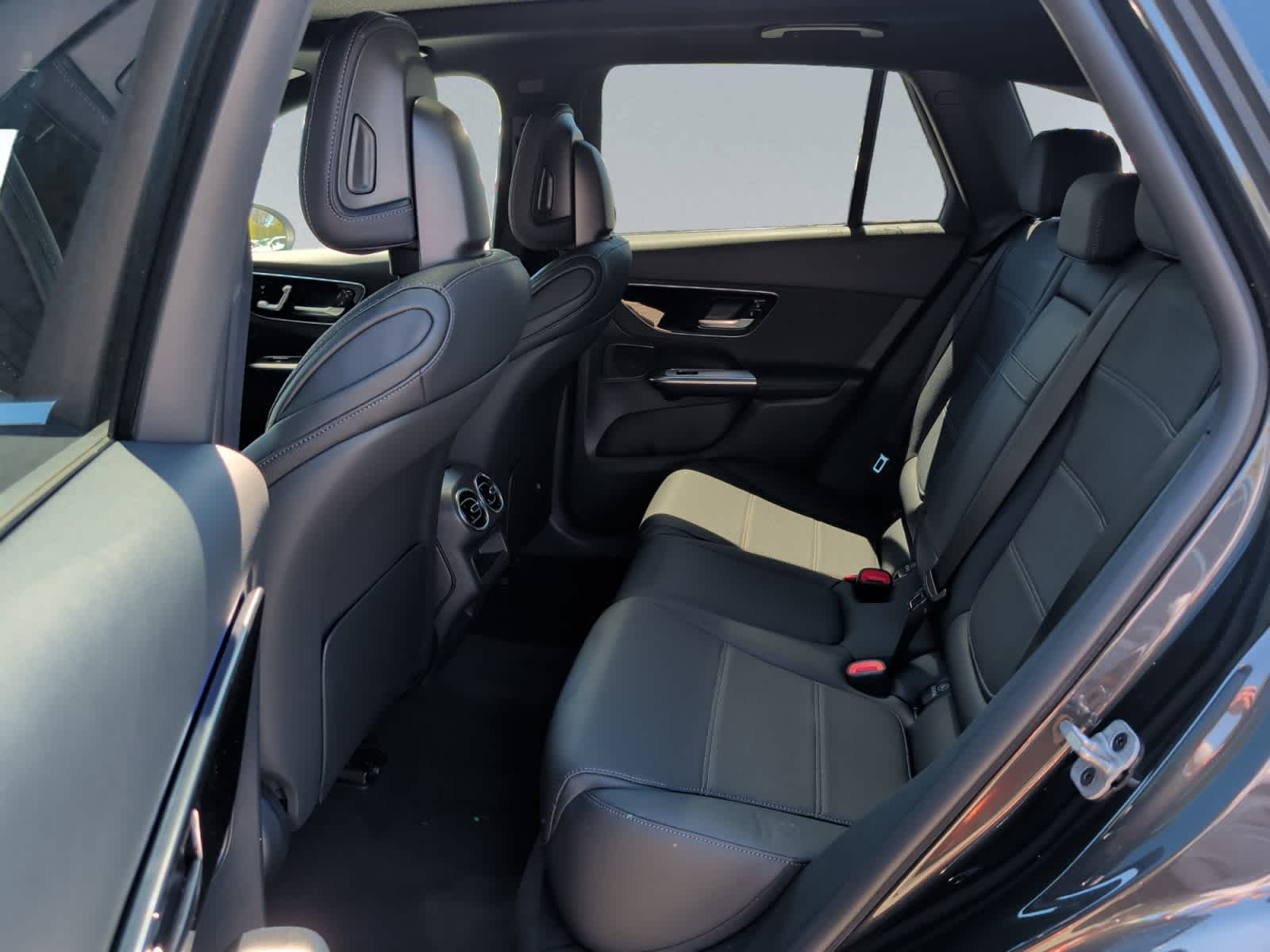new 2026 Mercedes-Benz GLC 300 car