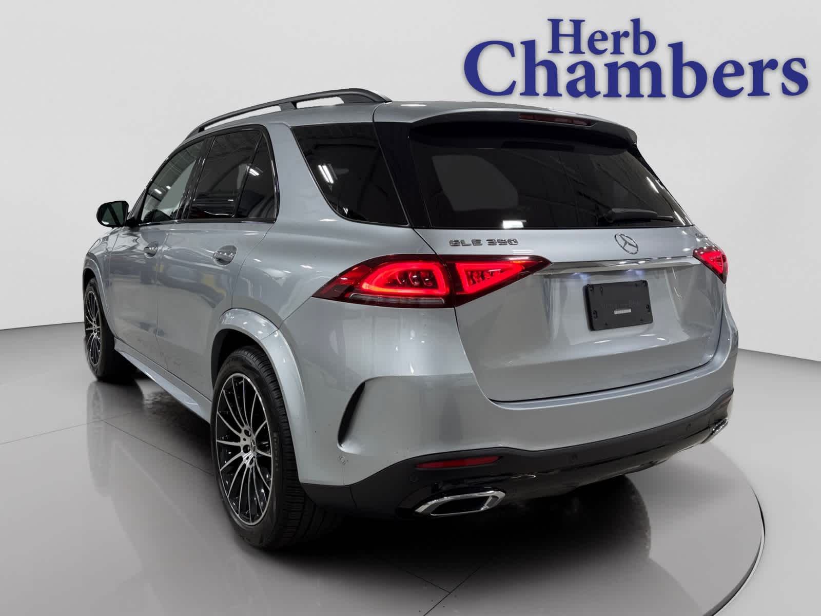 2023 Mercedes Benz GLE 350 4MATIC photo 3