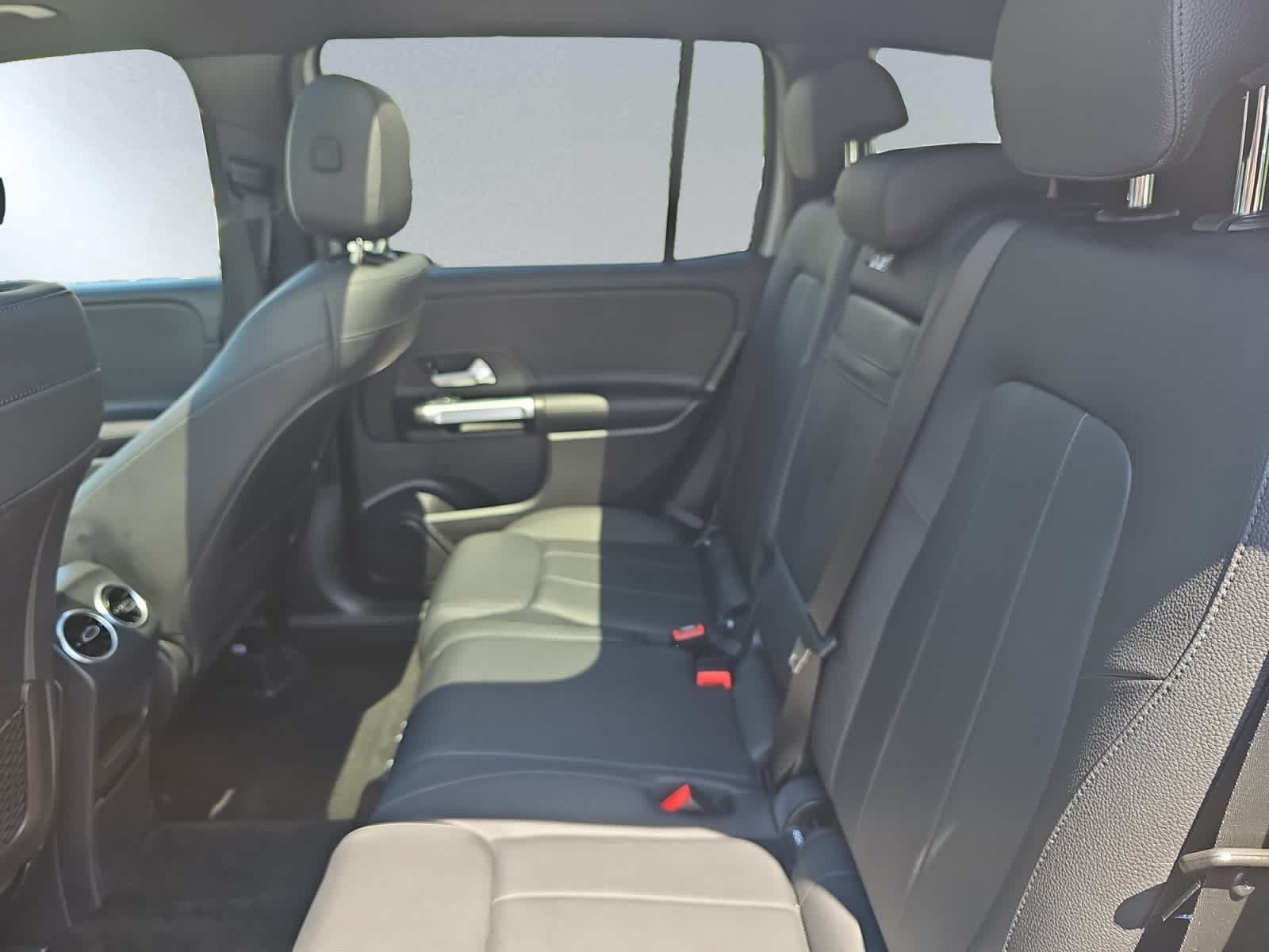 used 2021 Mercedes-Benz GLB 250 car, priced at $25,498