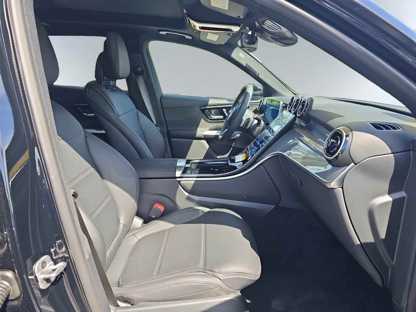 new 2026 Mercedes-Benz GLC 300 car