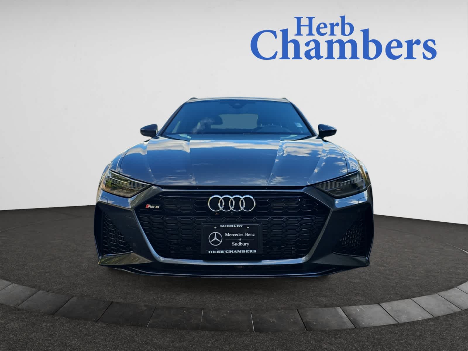 2021 Audi RS 6 Avant Base photo 2