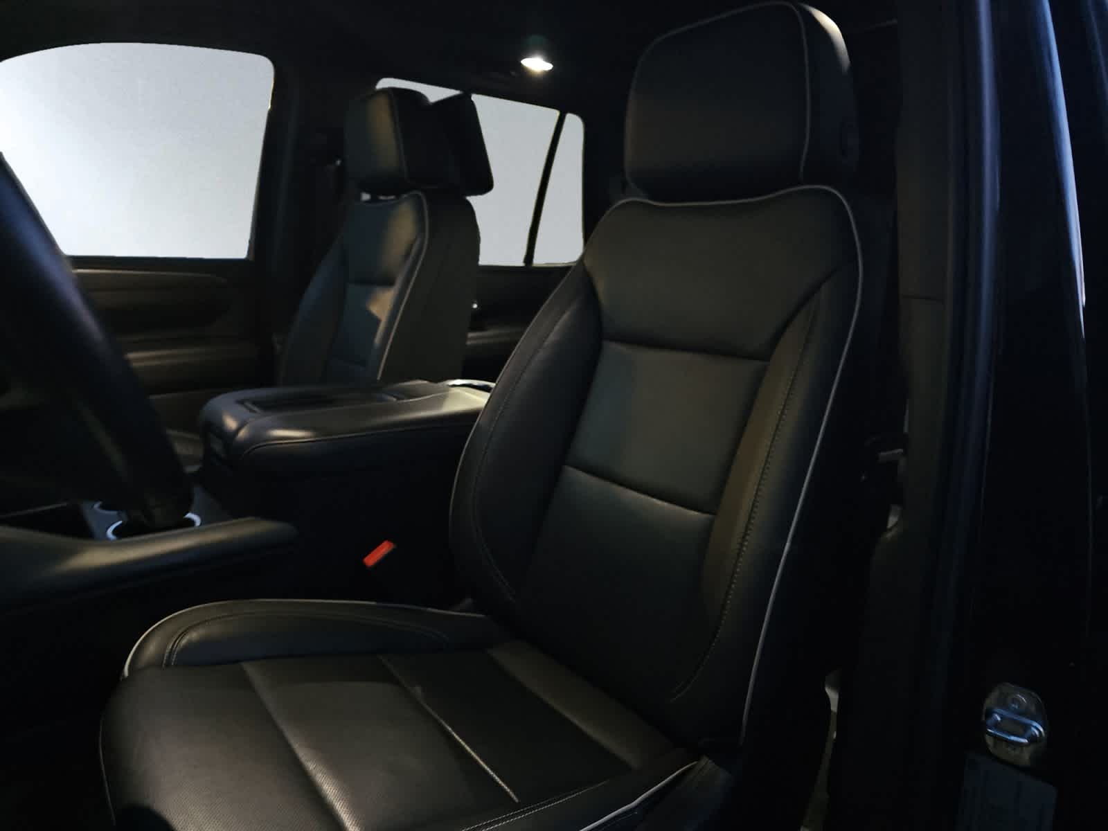 used 2021 GMC Yukon car, priced at $38,888