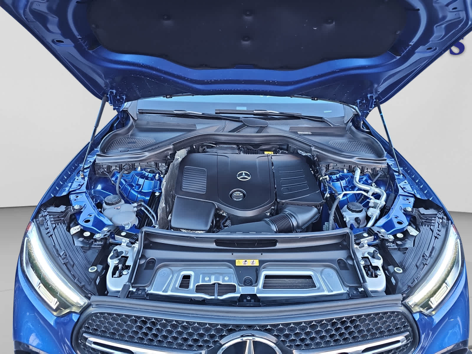 used 2024 Mercedes-Benz GLC 300 car, priced at $45,998