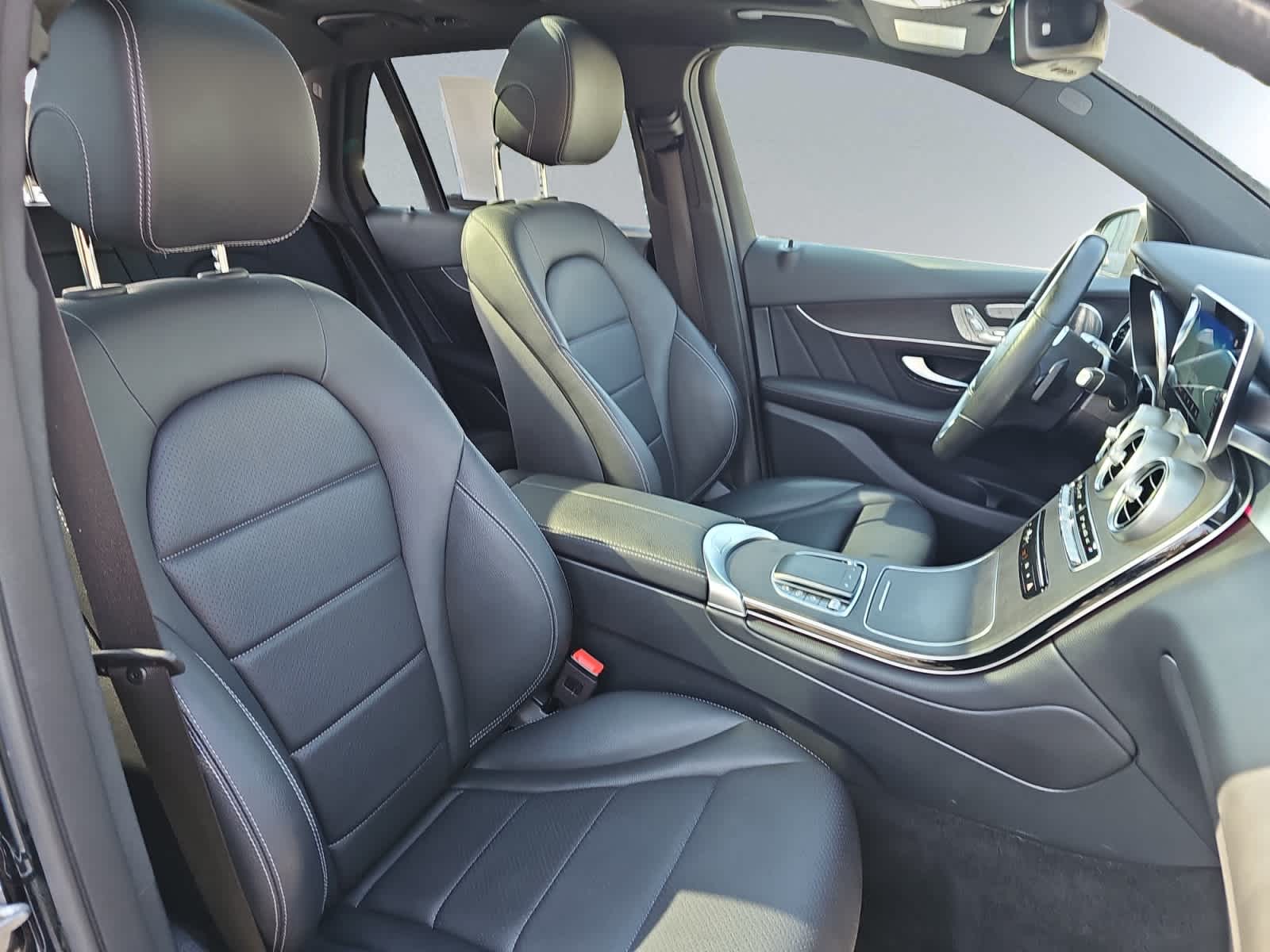 used 2021 Mercedes-Benz GLC 300 car, priced at $26,398