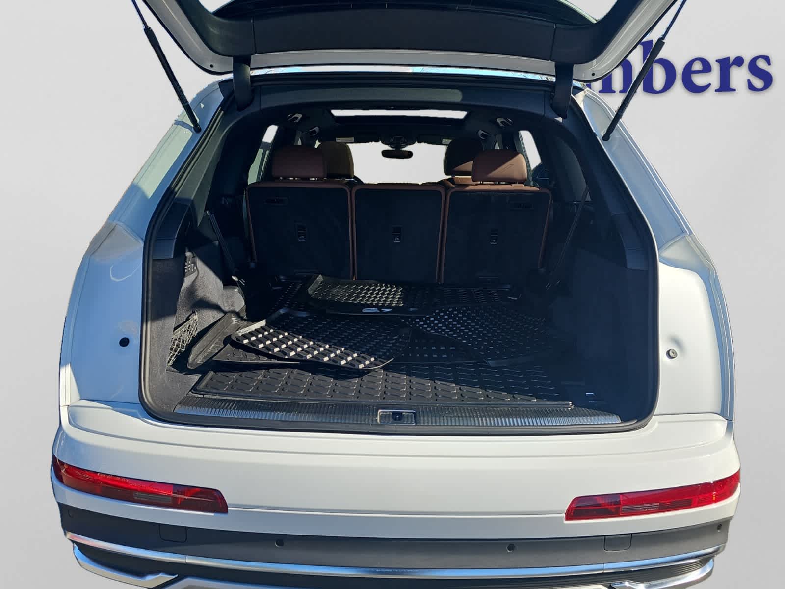 used 2024 Audi Q7 car, priced at $38,498