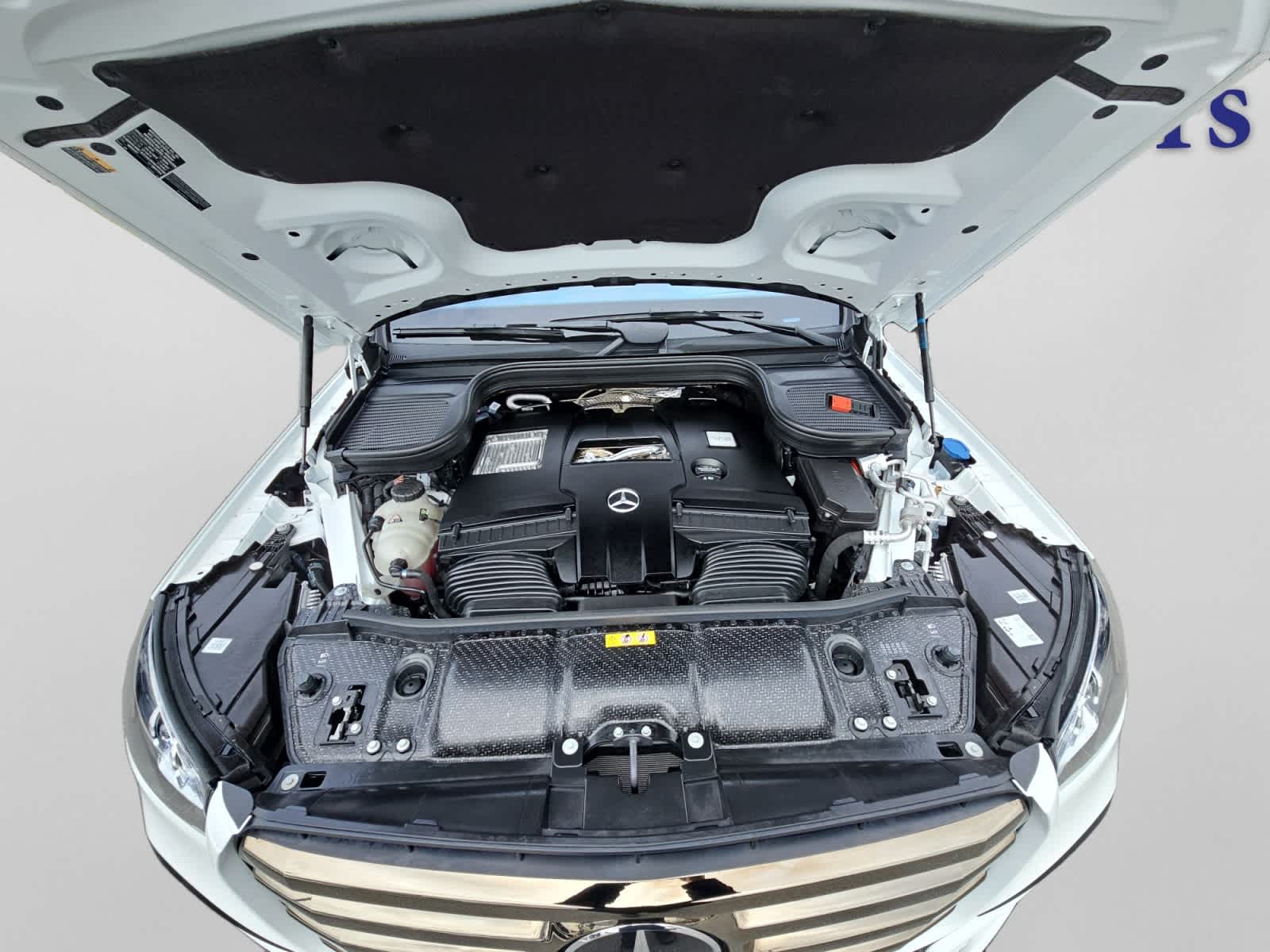 used 2025 Mercedes-Benz GLS 580 car, priced at $103,998