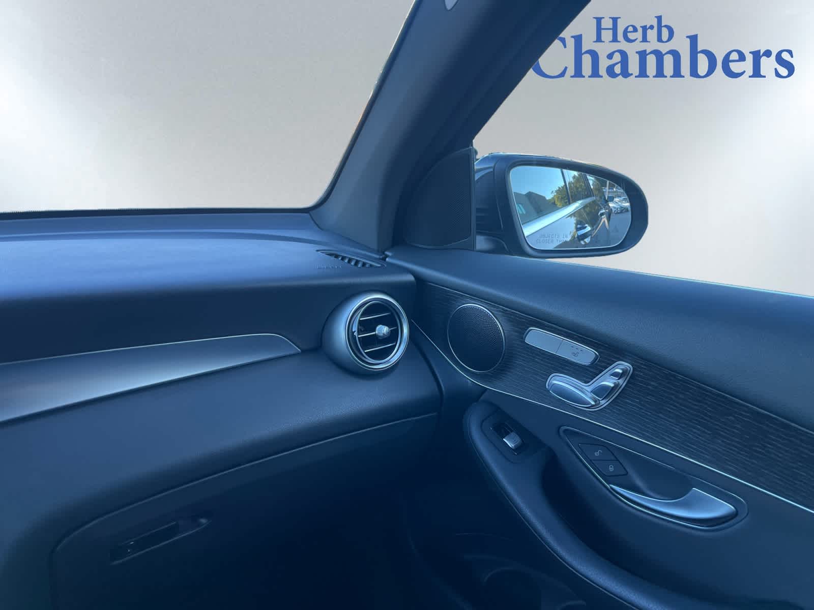 used 2022 Mercedes-Benz GLC 300 car, priced at $30,488