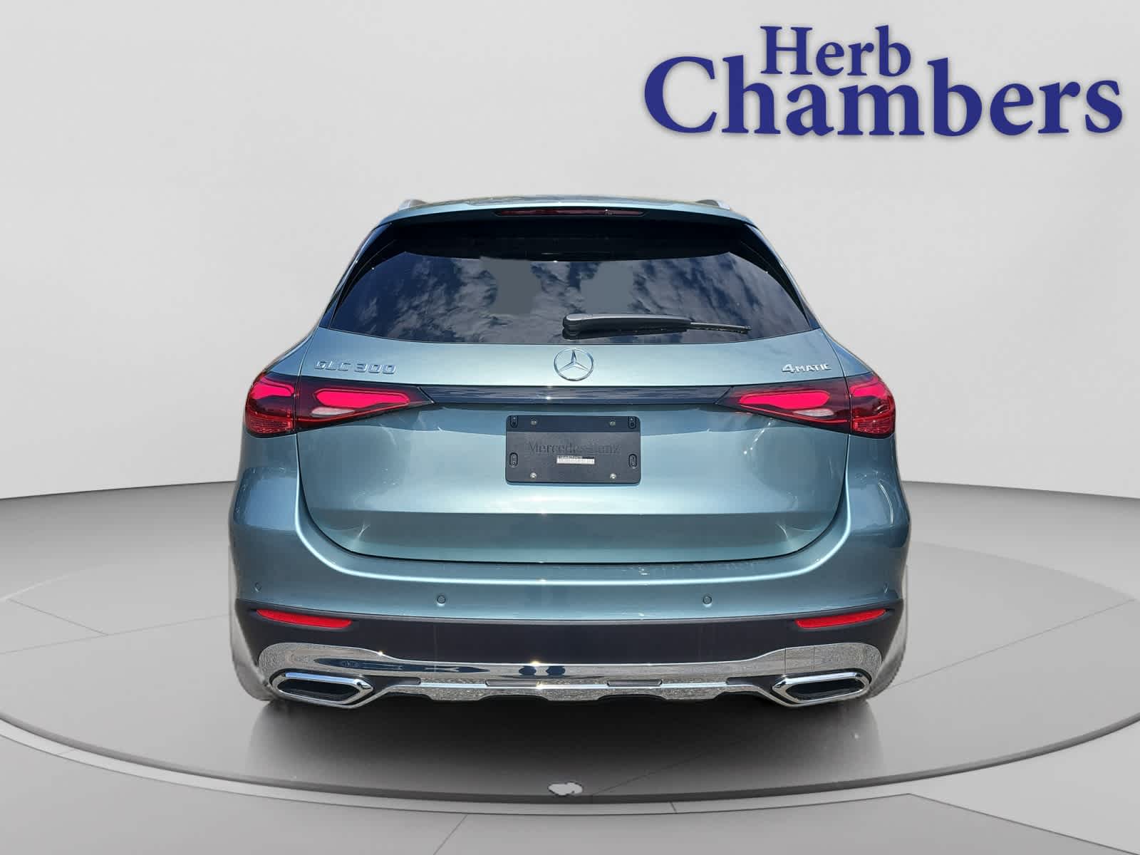 new 2026 Mercedes-Benz GLC 300 car