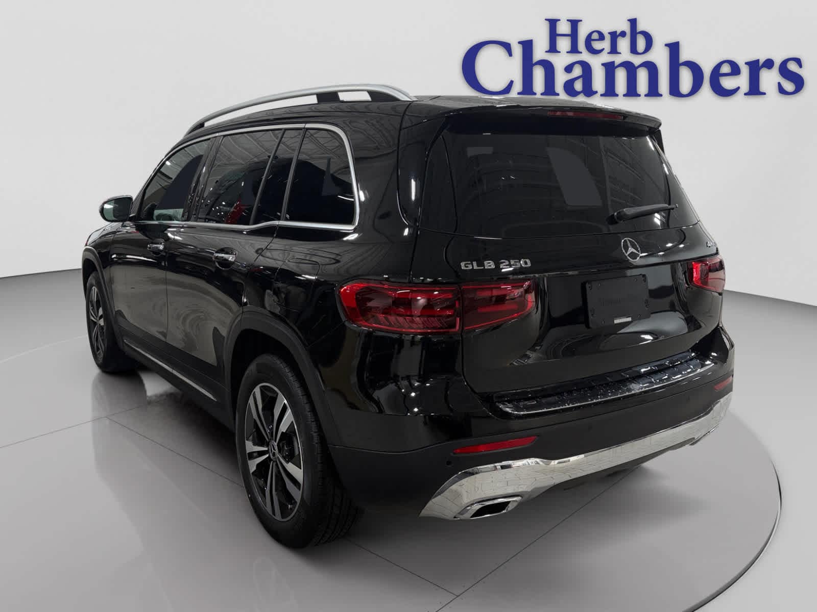 used 2025 Mercedes-Benz GLB 250 car, priced at $42,788