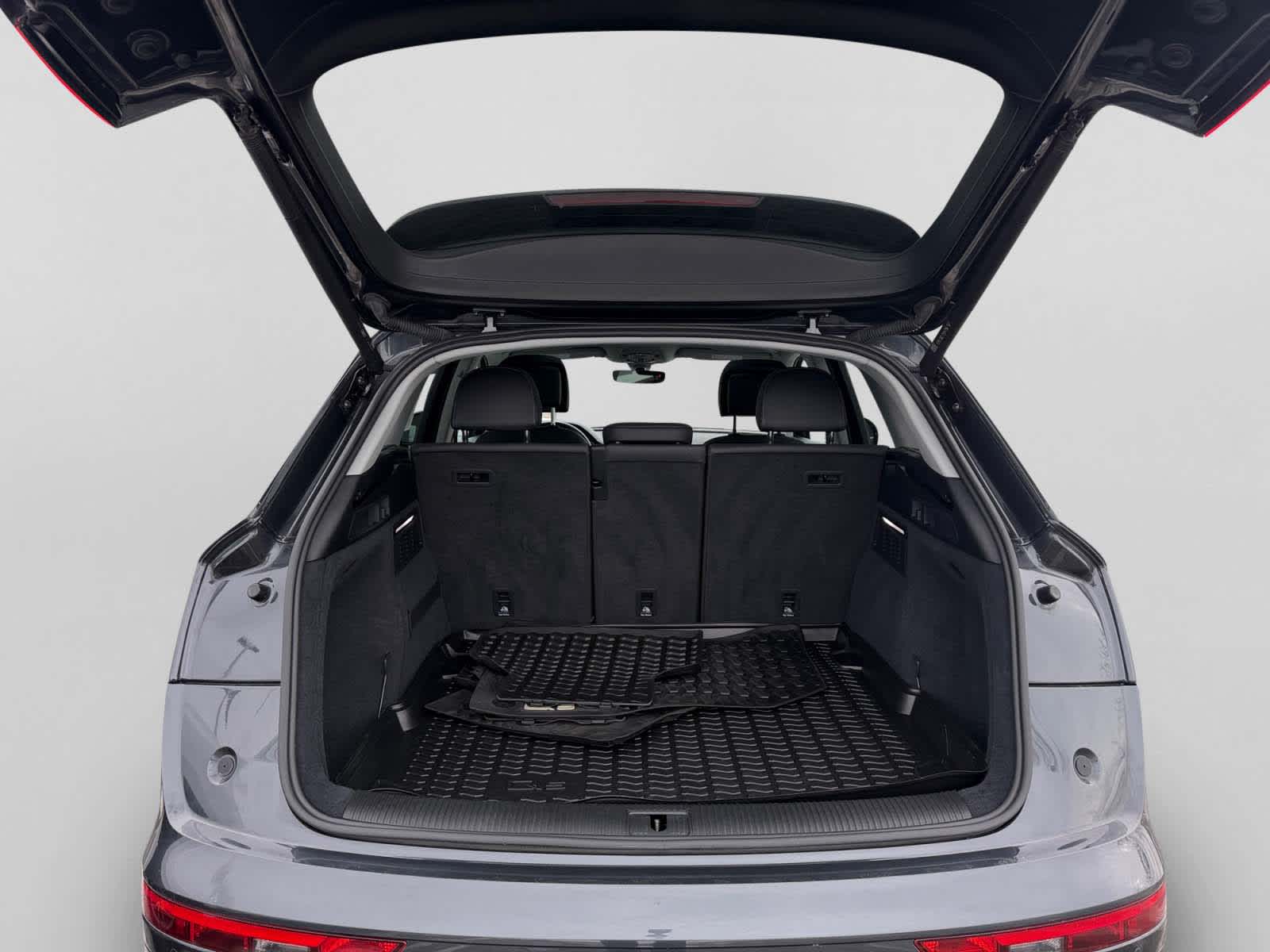 used 2021 Audi Q5 car, priced at $20,998