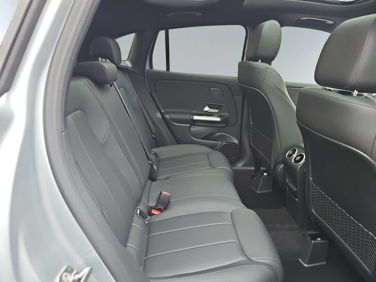 new 2026 Mercedes-Benz GLA 250 car