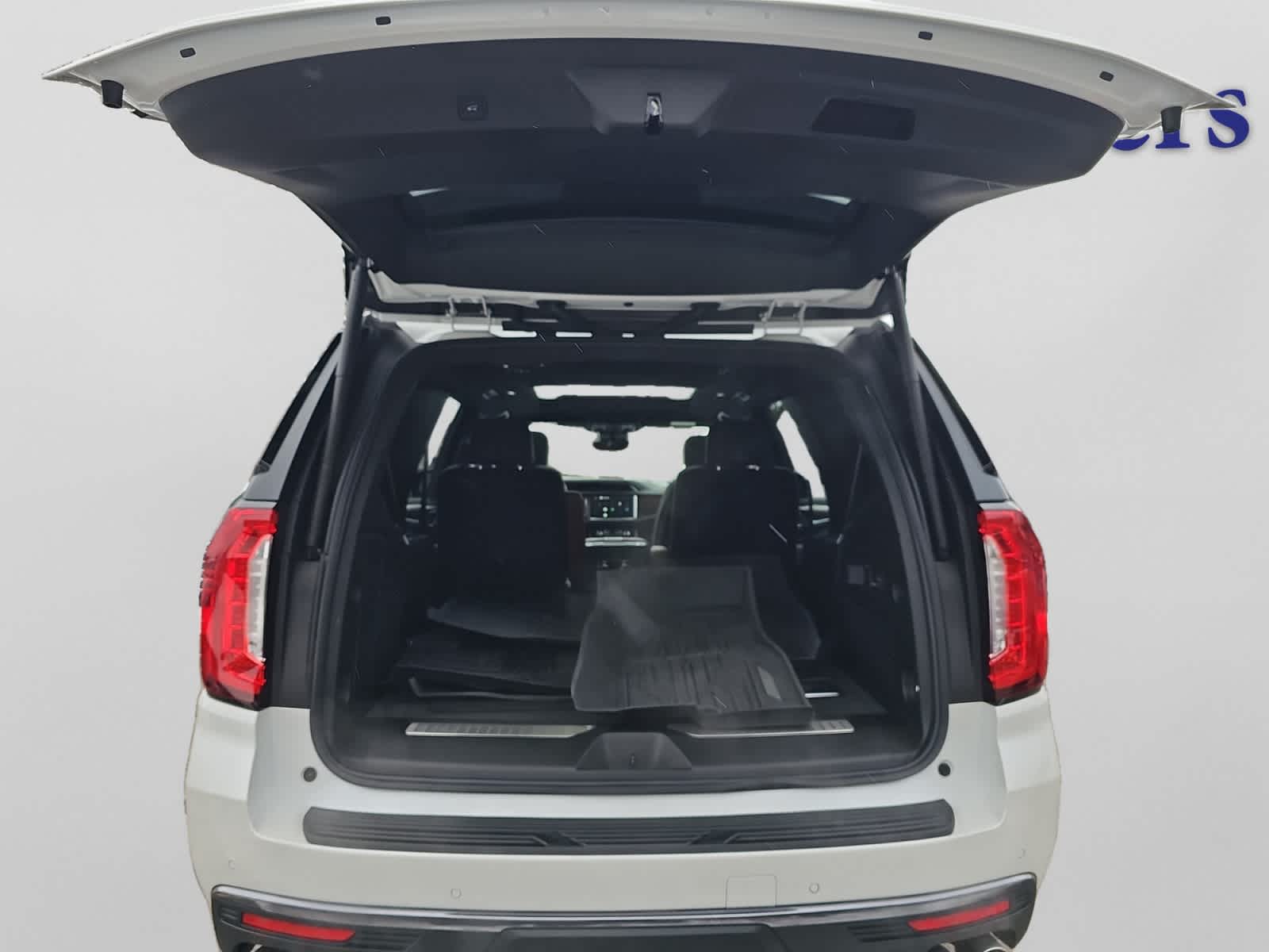 used 2024 GMC Yukon car, priced at $79,998