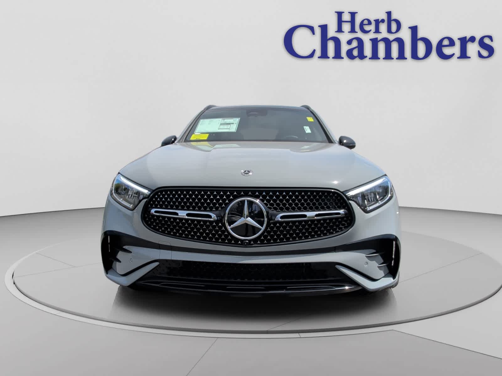new 2026 Mercedes-Benz GLC 300 car