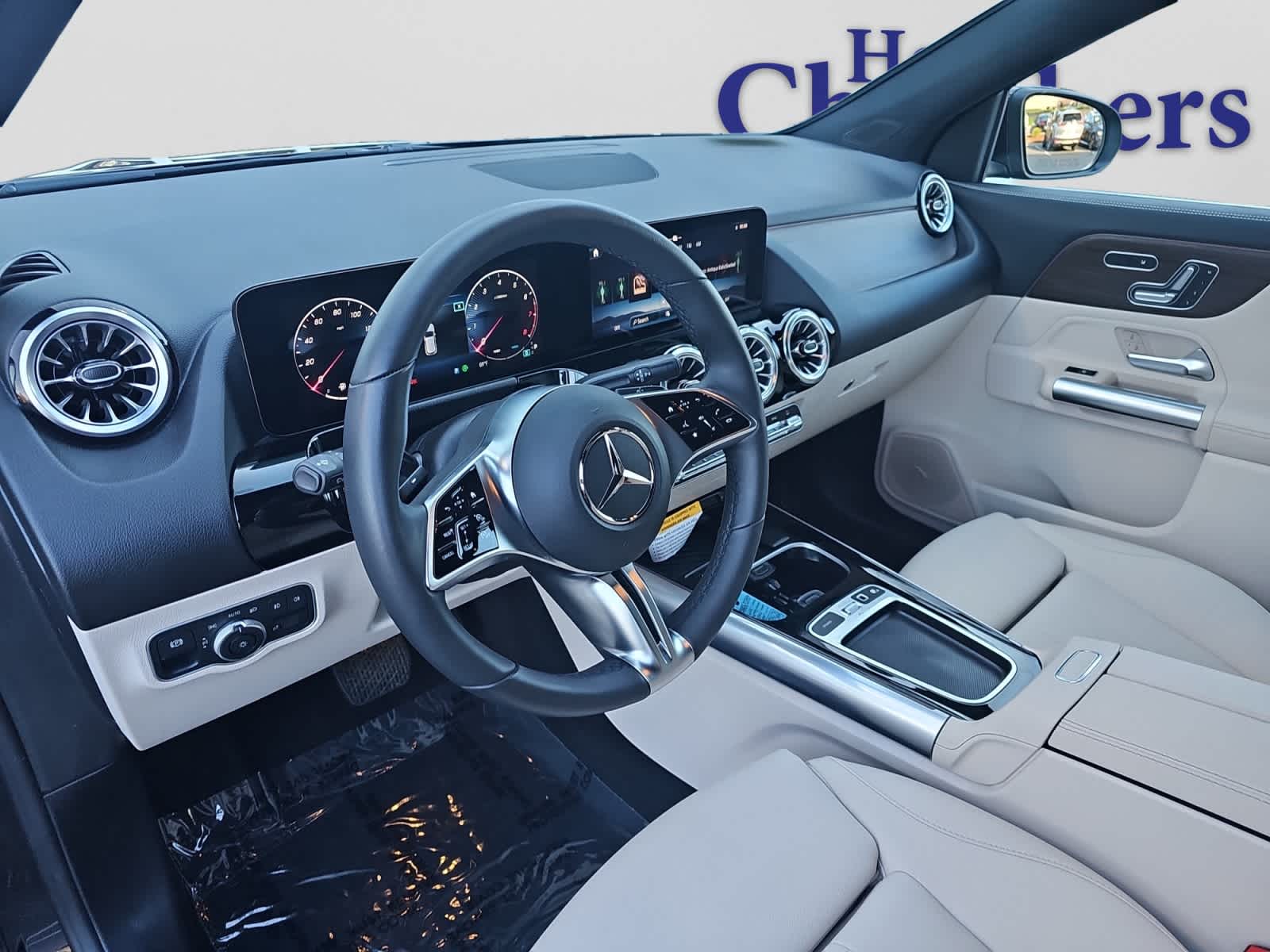used 2026 Mercedes-Benz GLA 250 car, priced at $43,298