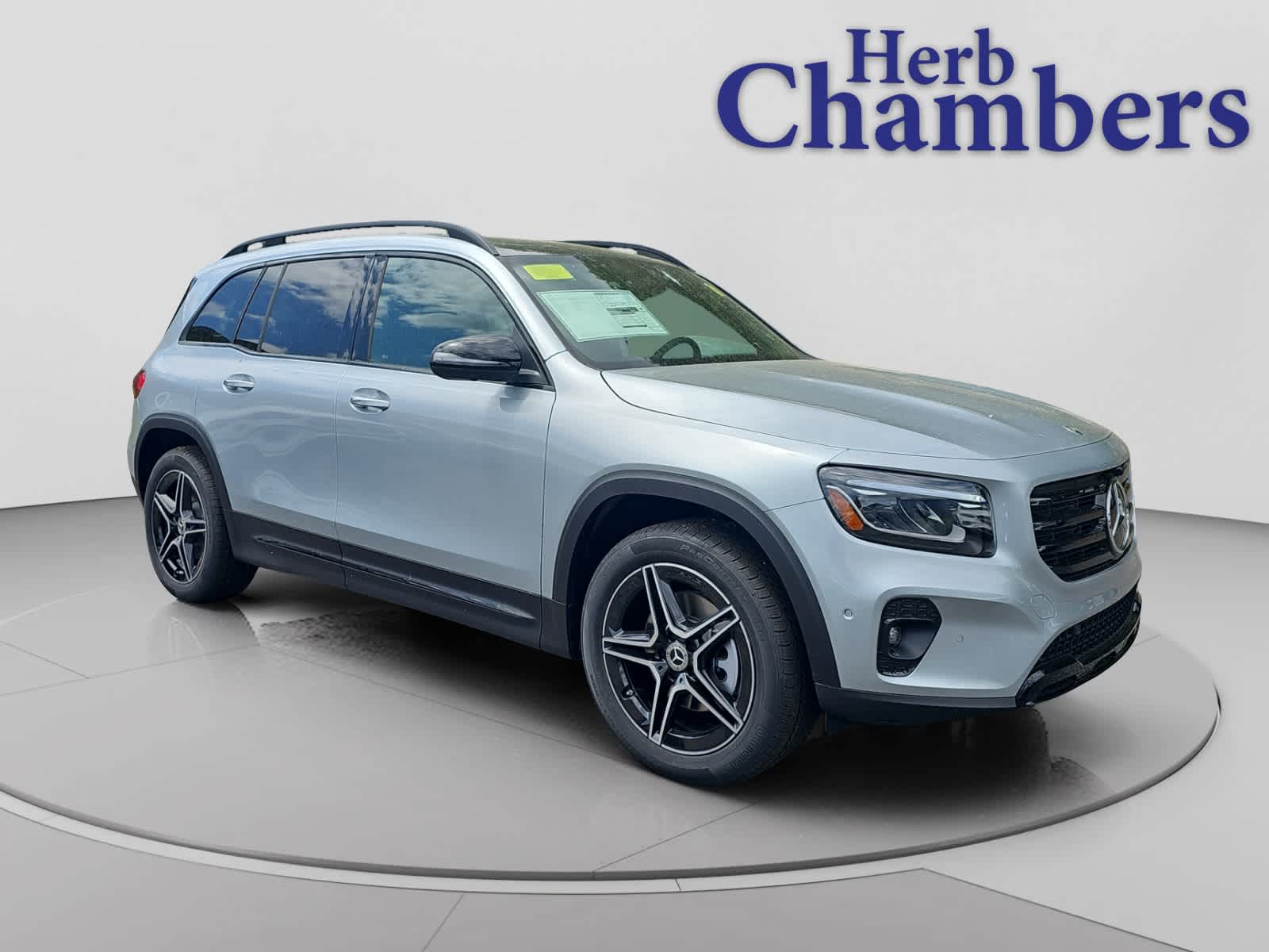 new 2026 Mercedes-Benz GLB 250 car