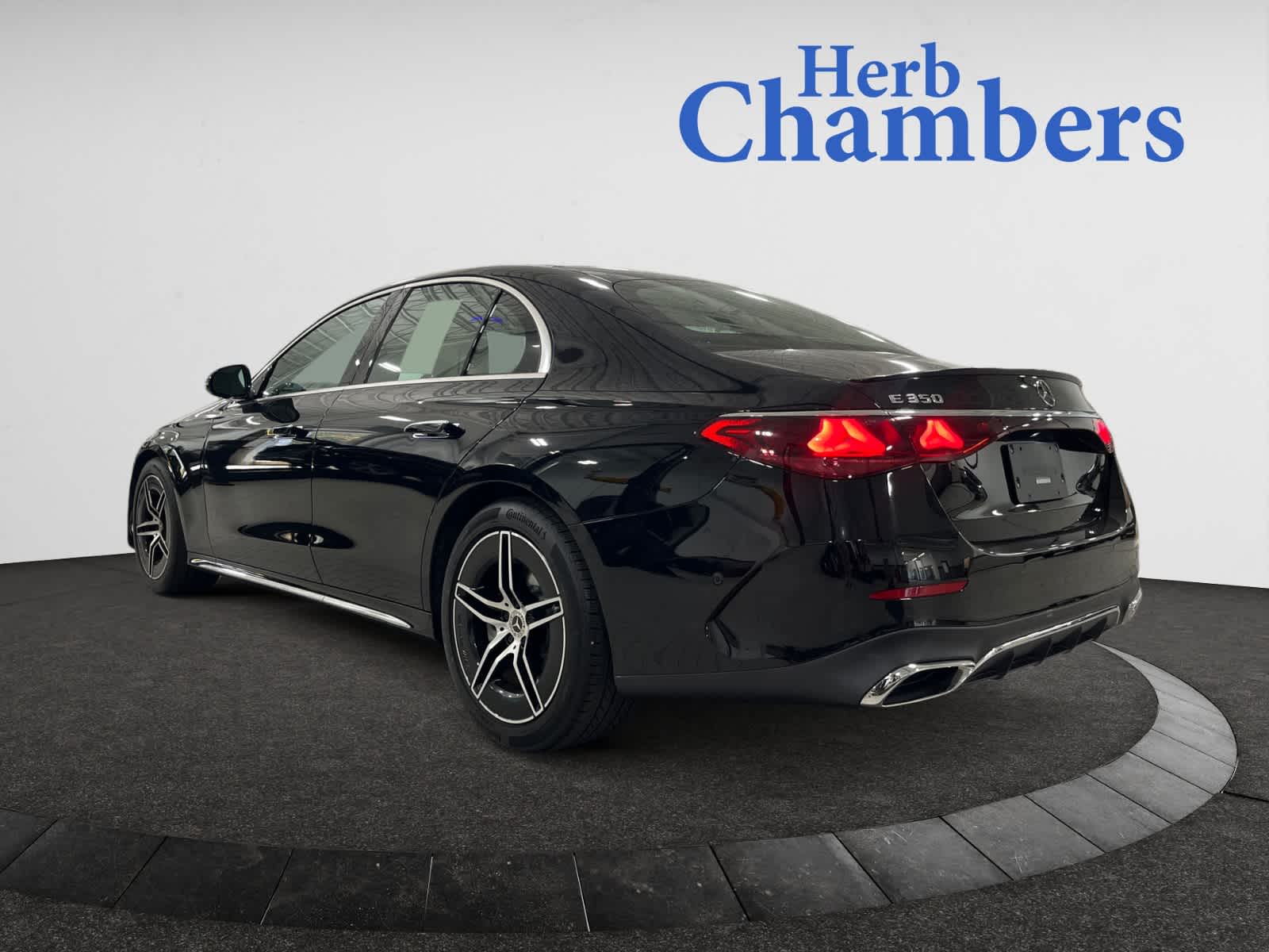 2025 Mercedes Benz E 350 4MATIC Sedan photo 3