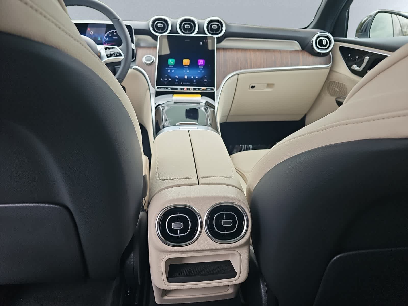 new 2026 Mercedes-Benz GLC 300 car