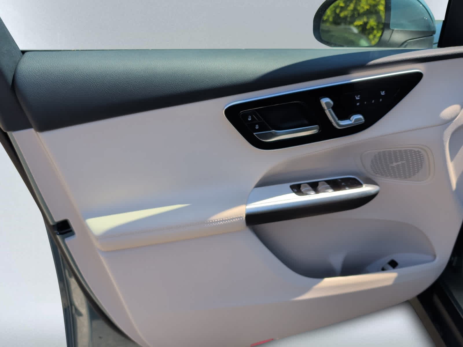 new 2026 Mercedes-Benz GLC 300 car