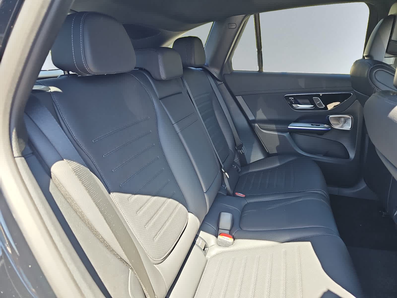 new 2026 Mercedes-Benz GLC 300 car