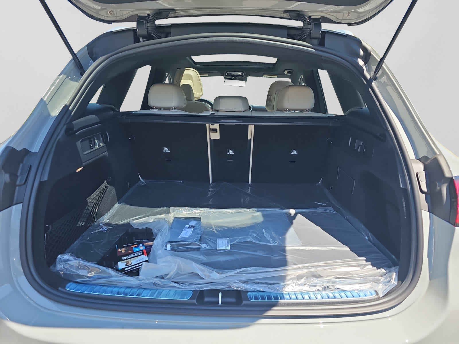 new 2026 Mercedes-Benz GLC 300 car