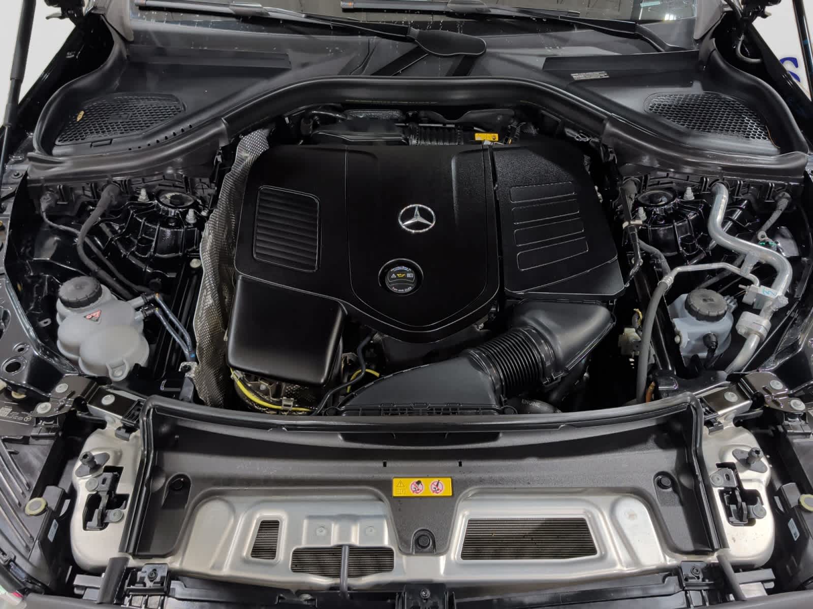 used 2025 Mercedes-Benz GLC 300 car, priced at $47,998