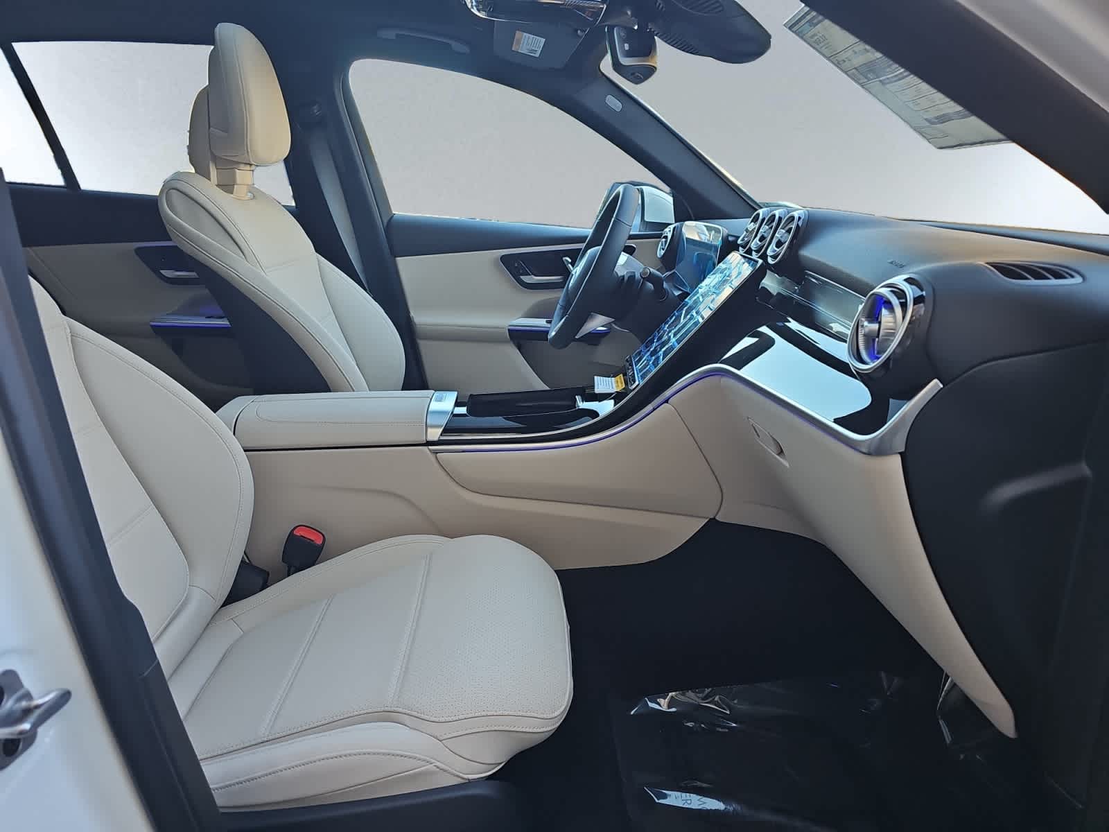 new 2026 Mercedes-Benz GLC 300 car