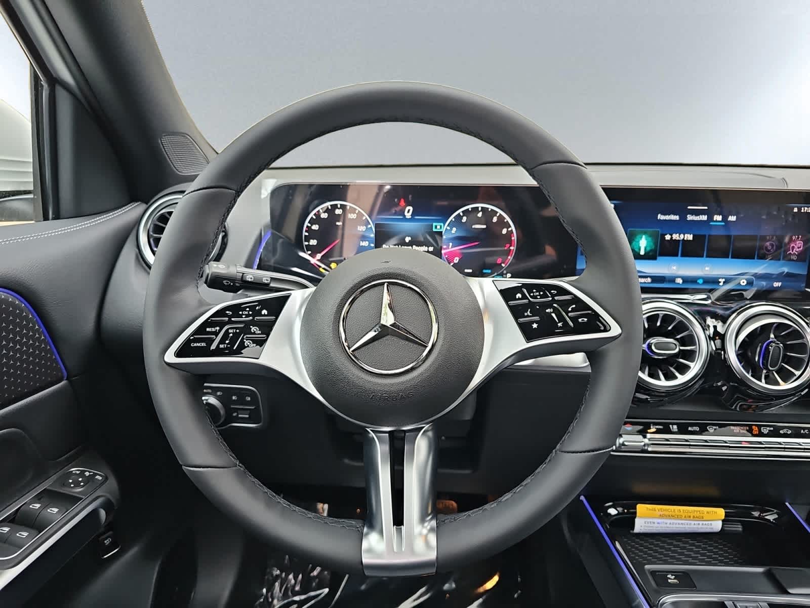 new 2026 Mercedes-Benz GLB 250 car