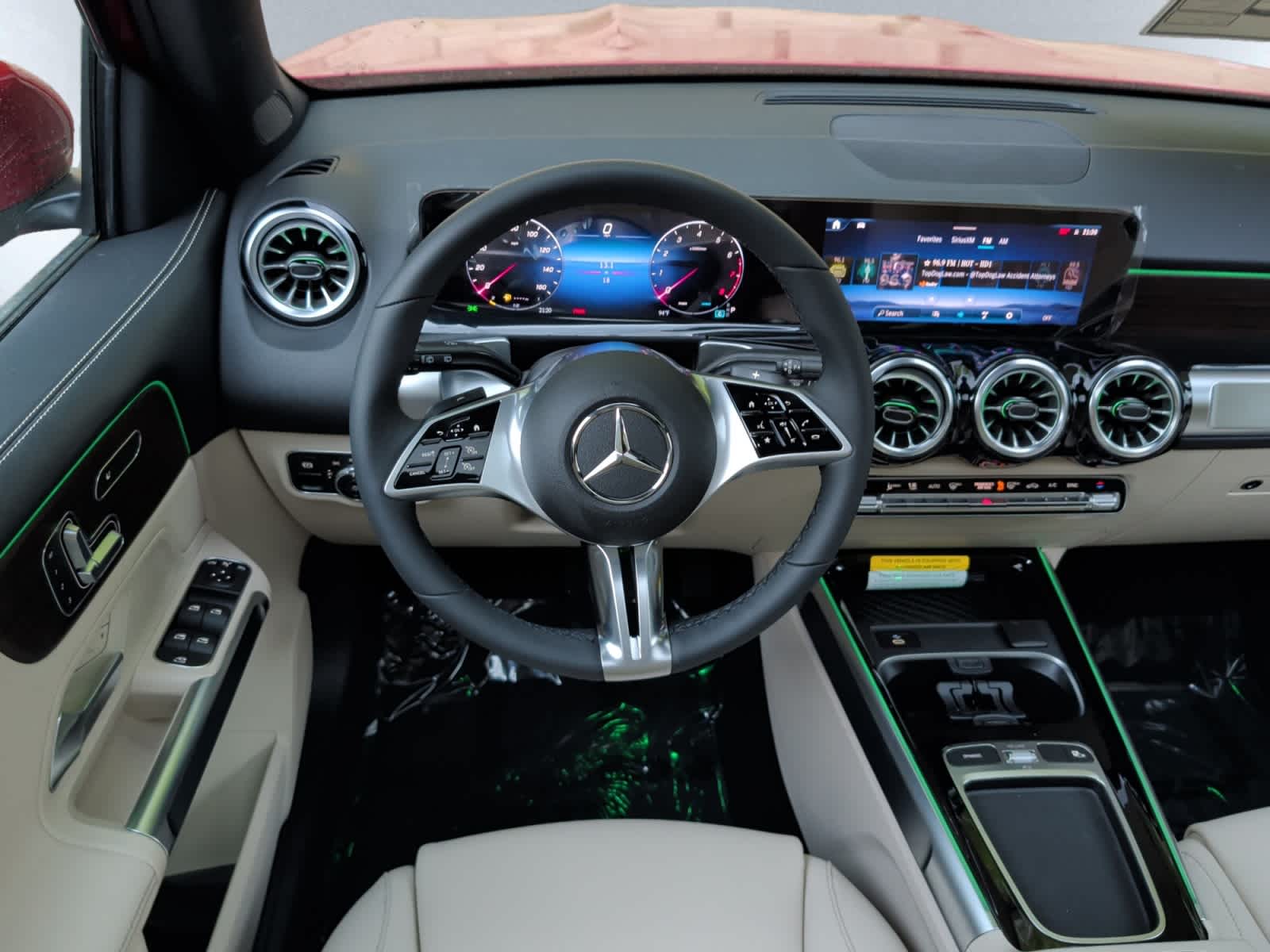 new 2026 Mercedes-Benz GLB 250 car
