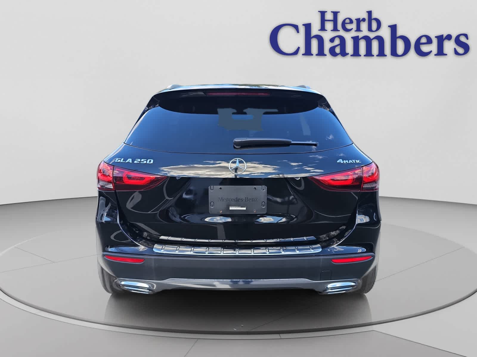used 2022 Mercedes-Benz GLA 250 car, priced at $27,998